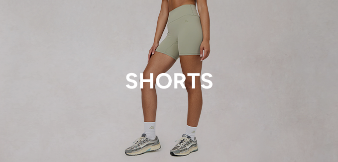 WOMEN'S SHORTS