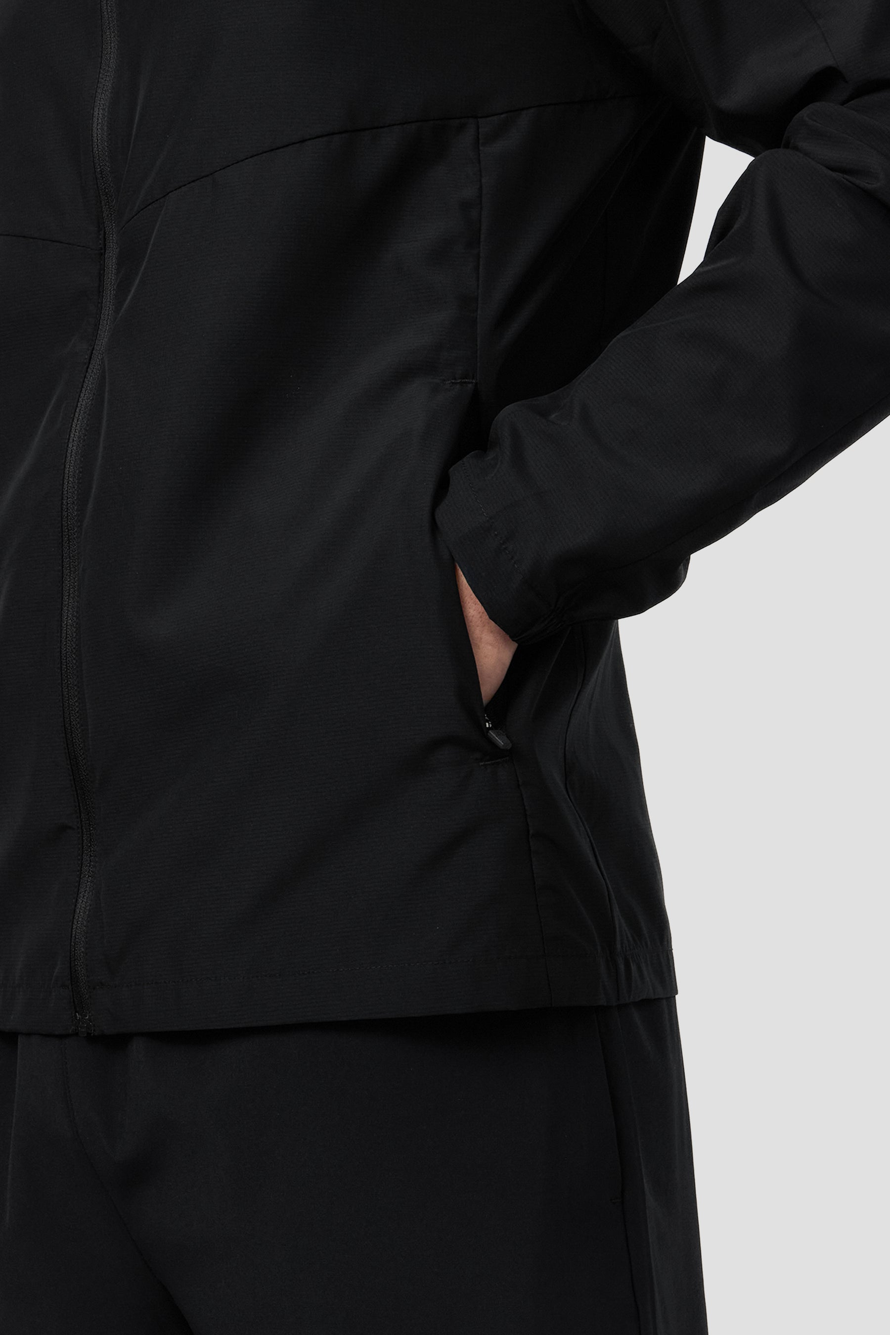Breeze 3.0 Windbreaker - Black