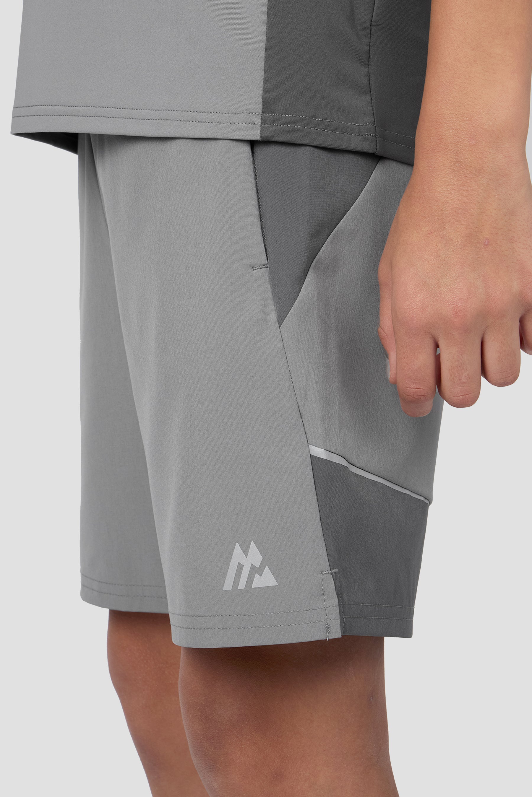 Boys Cerberus Short - Platinum Grey/Summer Mist/Cement Grey