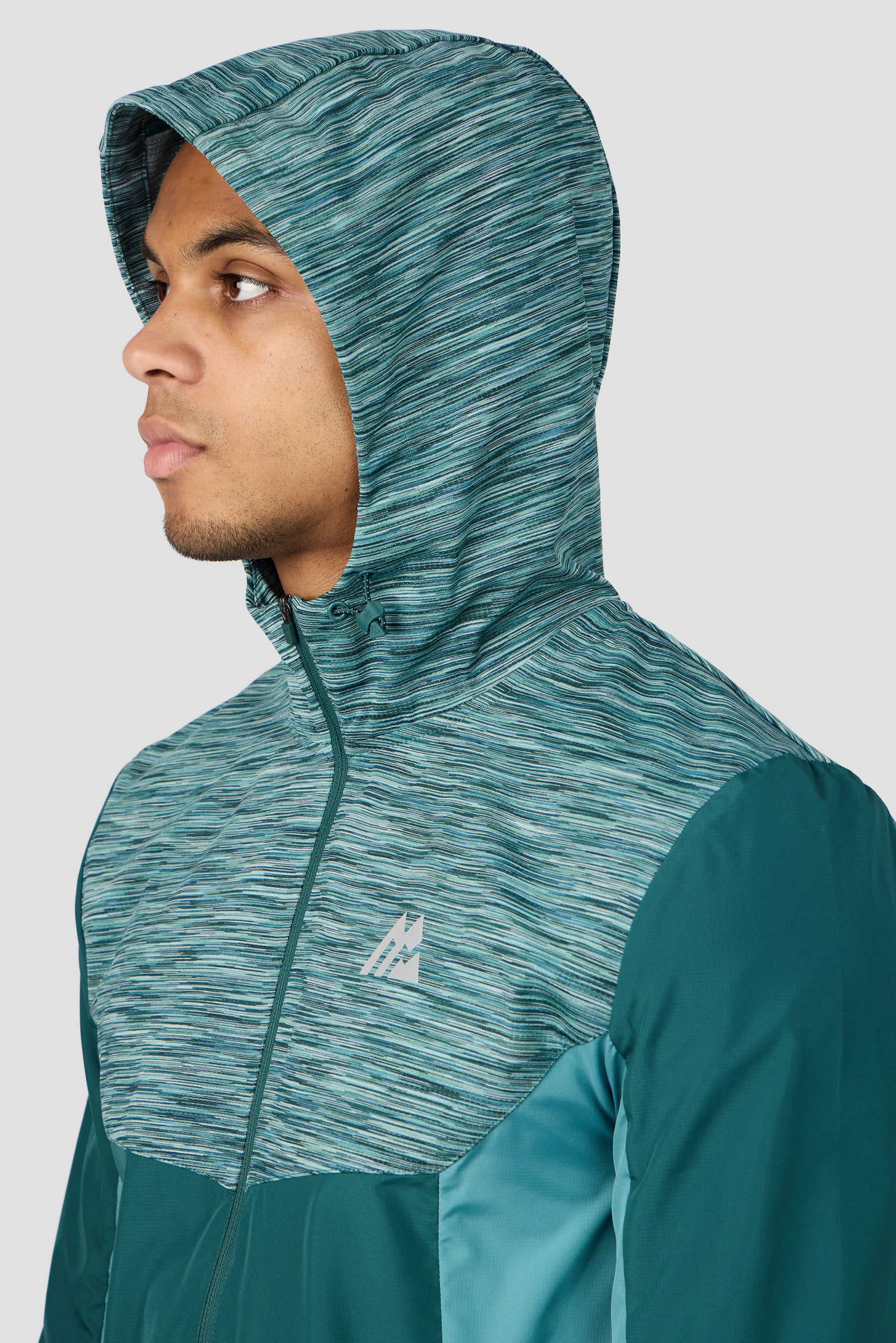 Trail Windbreaker - Light Teal Multi