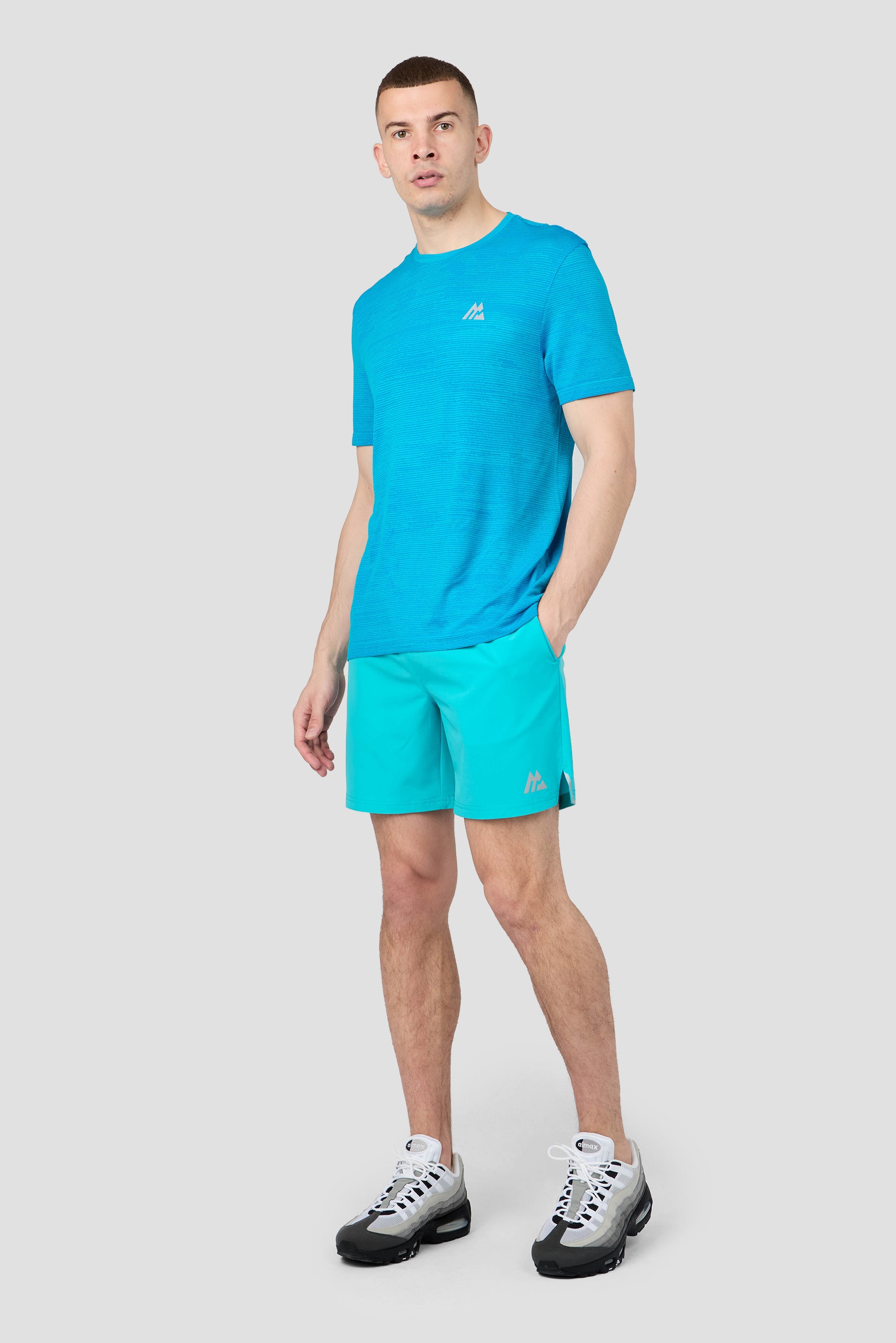 Fly 3.0 Short - Vivid Aqua