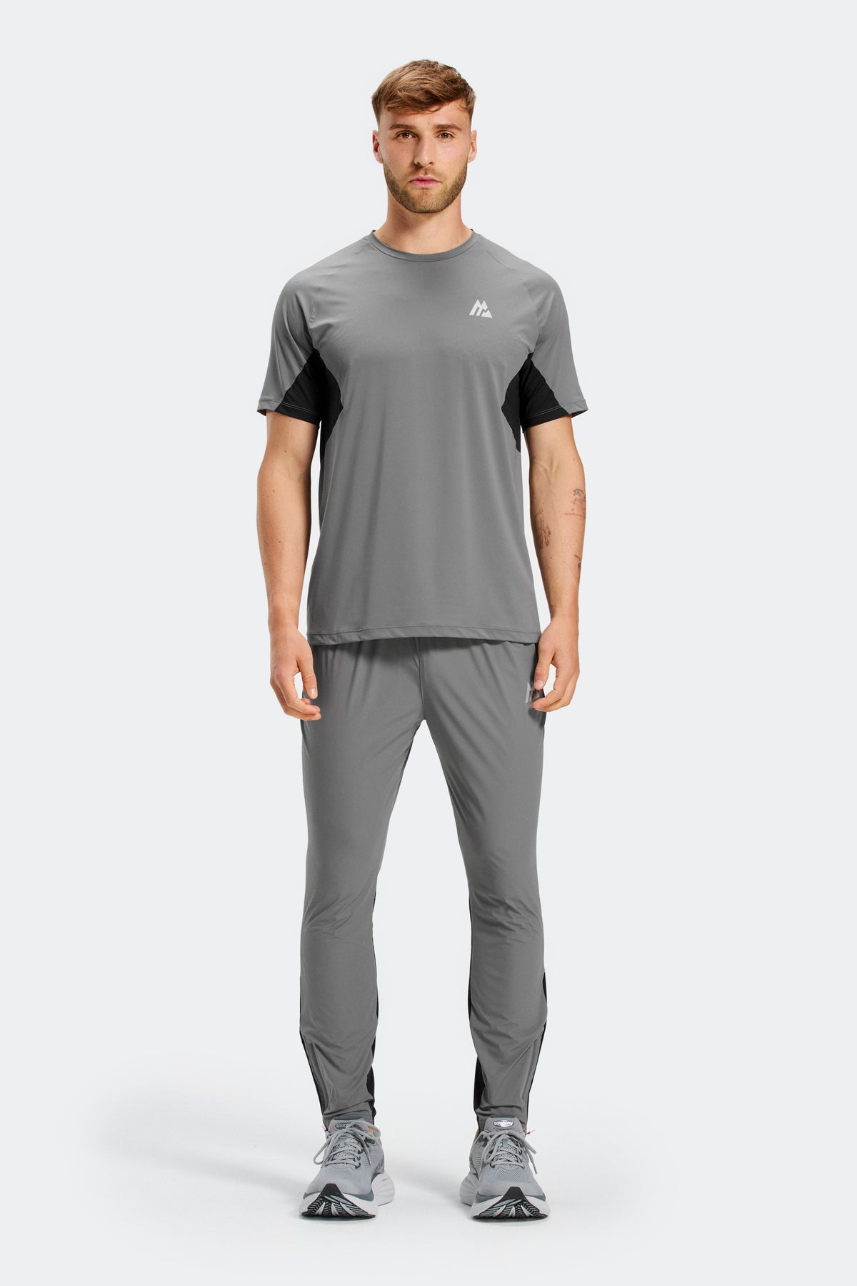 Endurance T-Shirt - Cement Grey/Black/Magenta