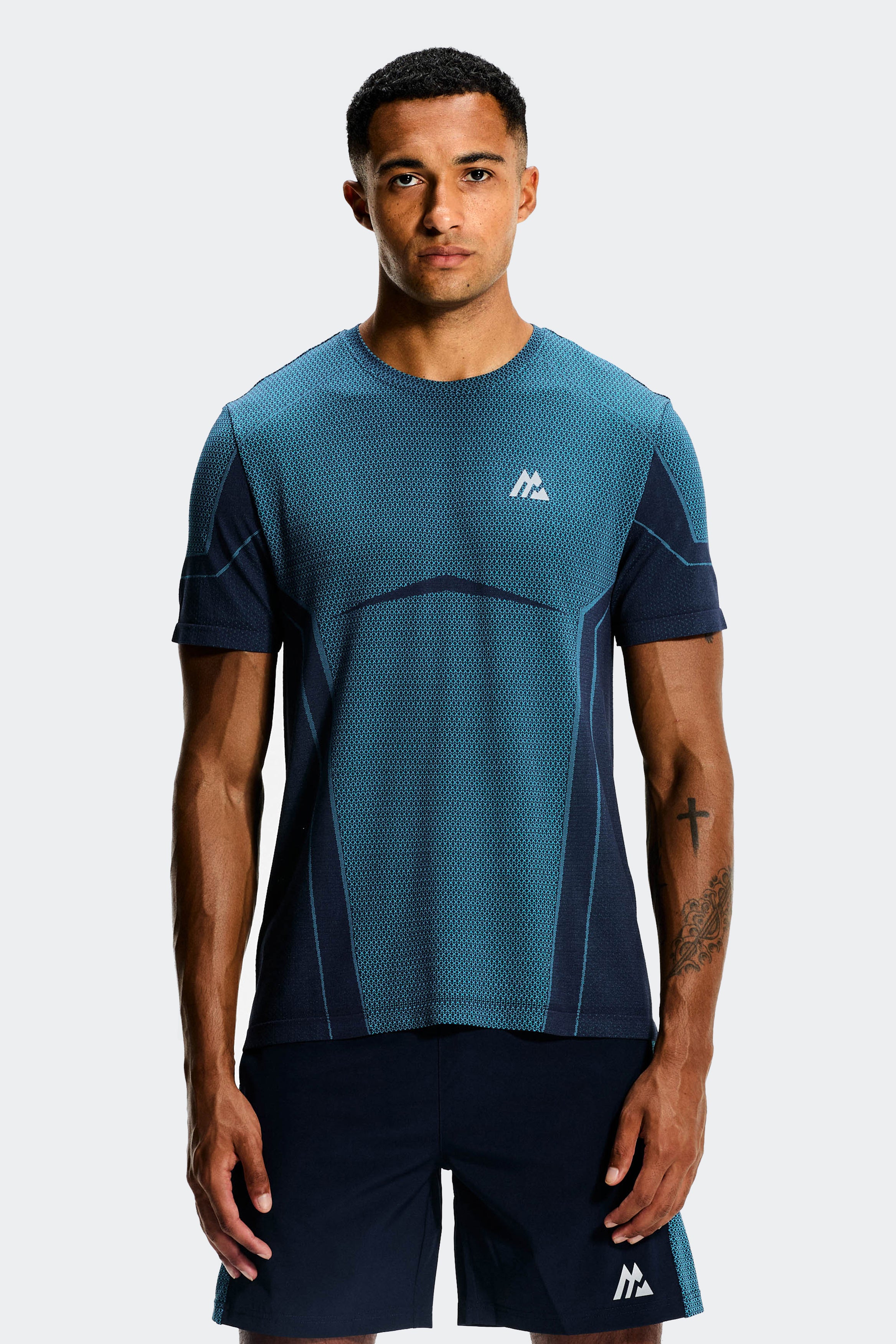 トップス MARKAWARE TENT SHIRT PULL CYAN BLUE 2 Montirex Pulse Seamless Gymwear T-Shirt - Midnight Blue/Aqua