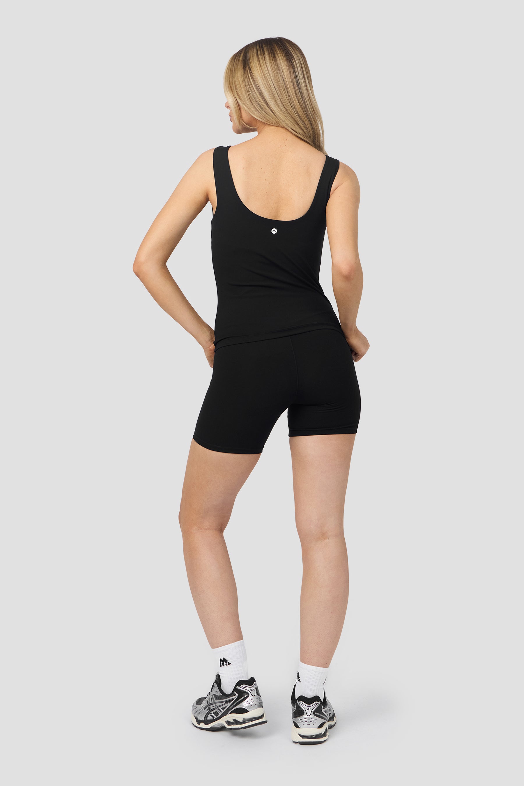 Form Tank - Black