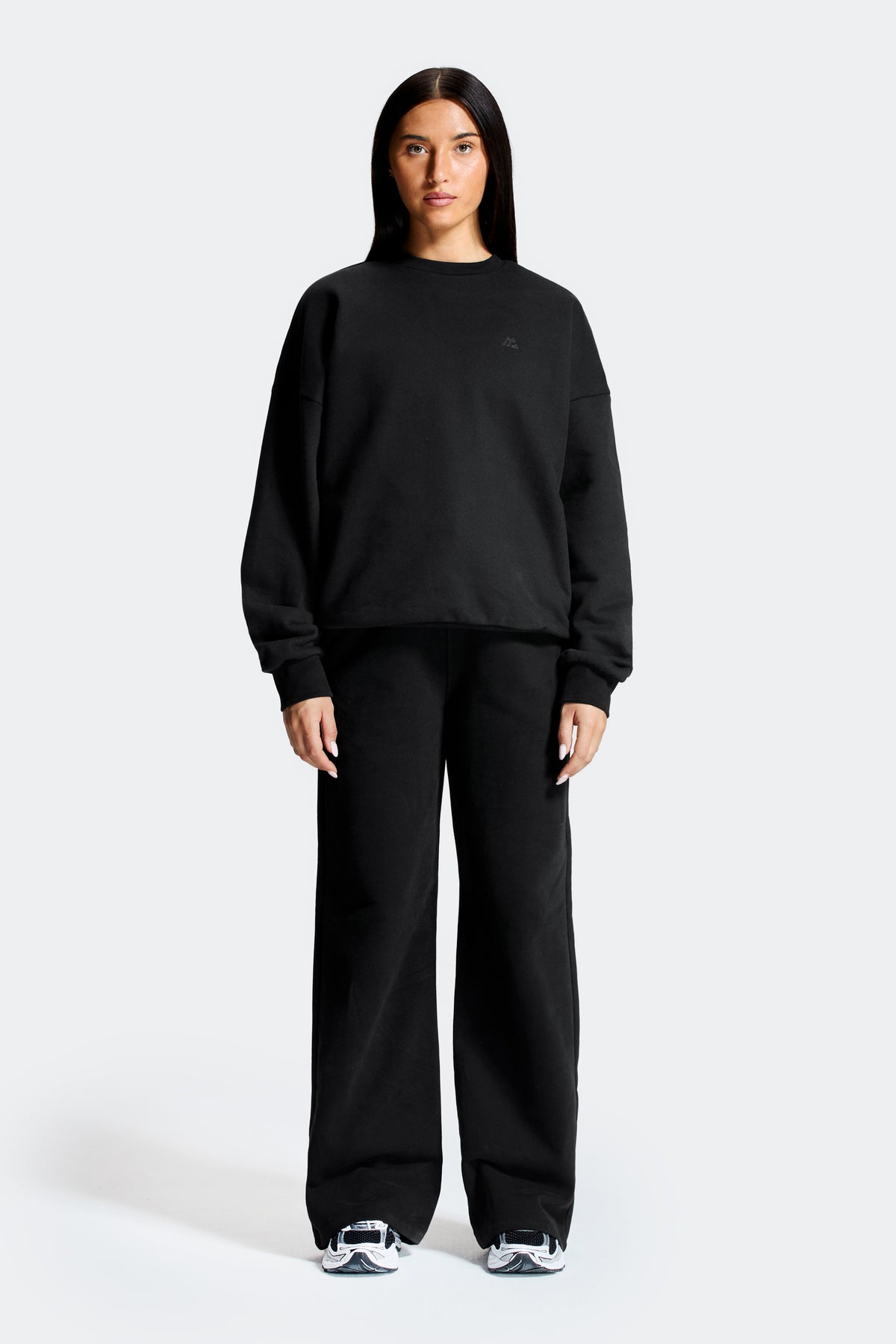Form Wide Leg Jogger - Black