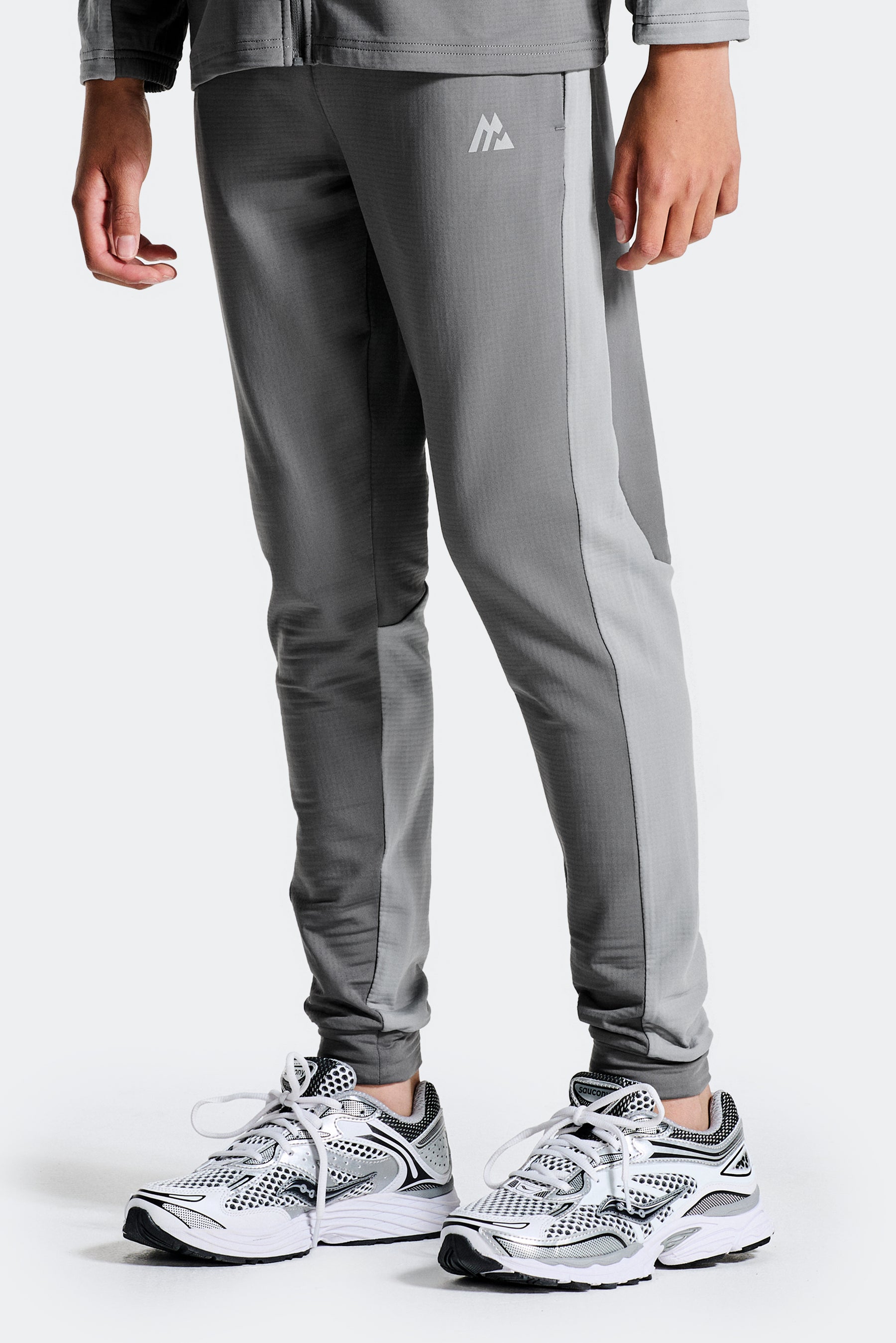 Carbon Jogger - Cement Grey/Platinum Grey