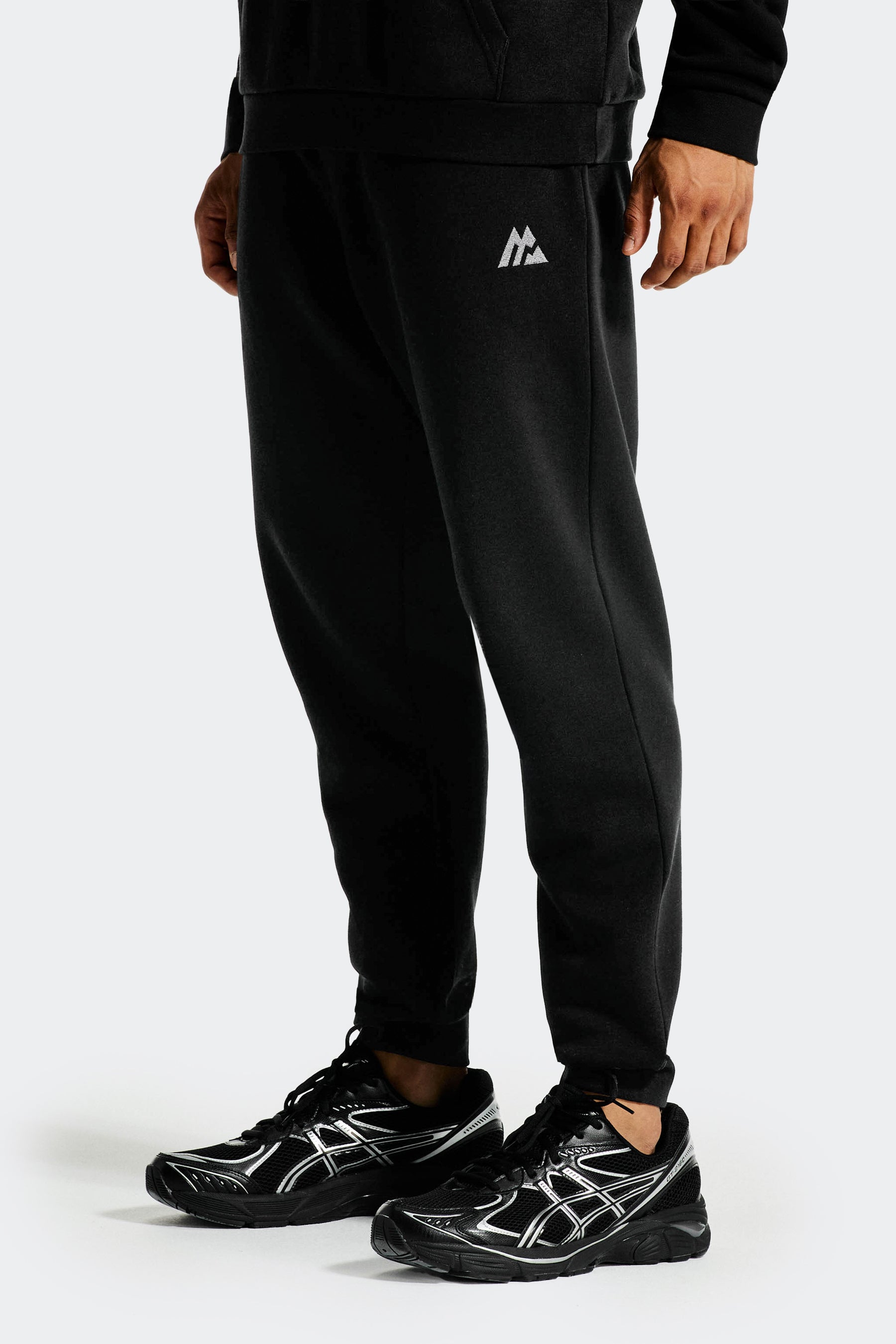 Essential Jogger - Black