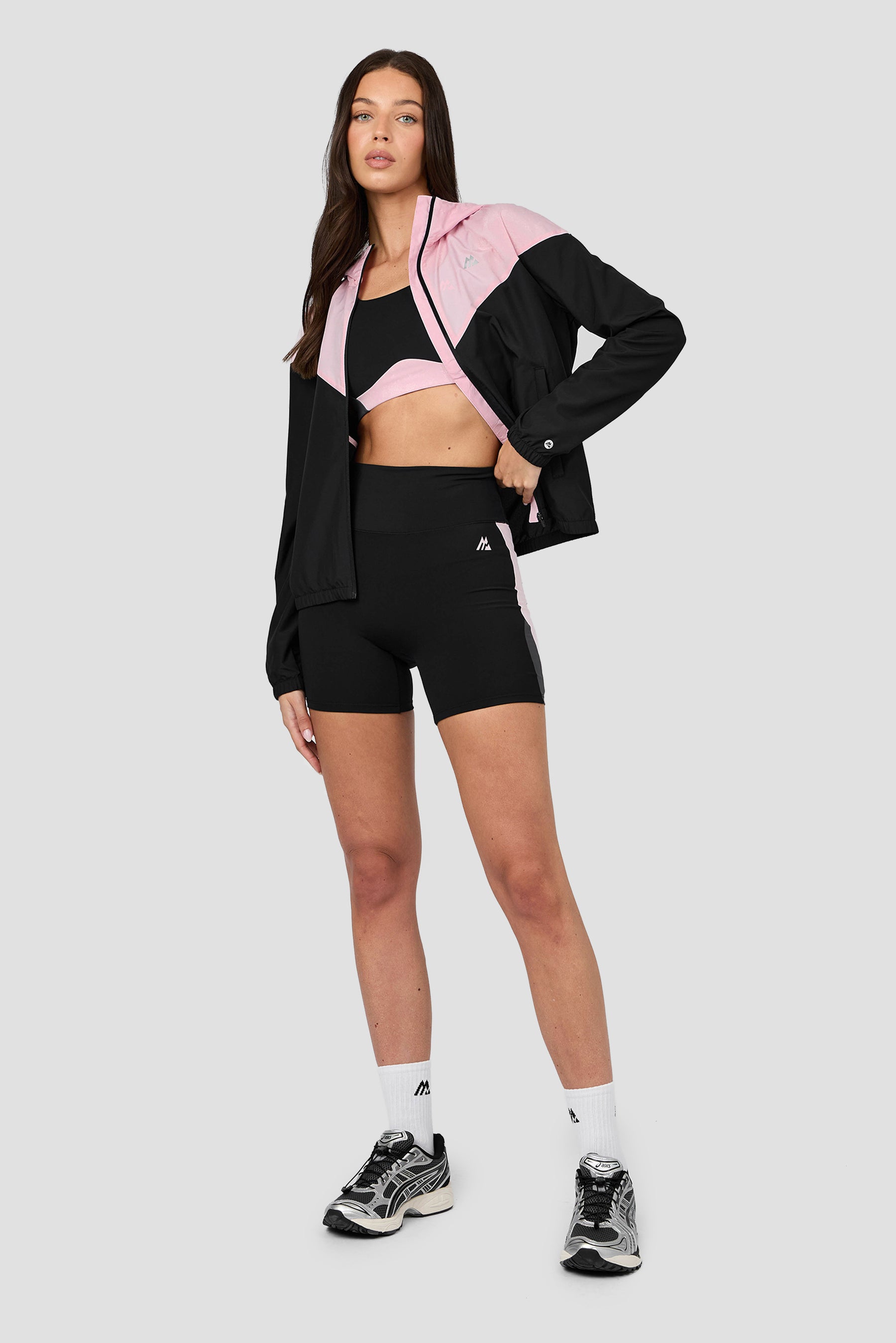 Move Windbreaker - Light Pink/Black