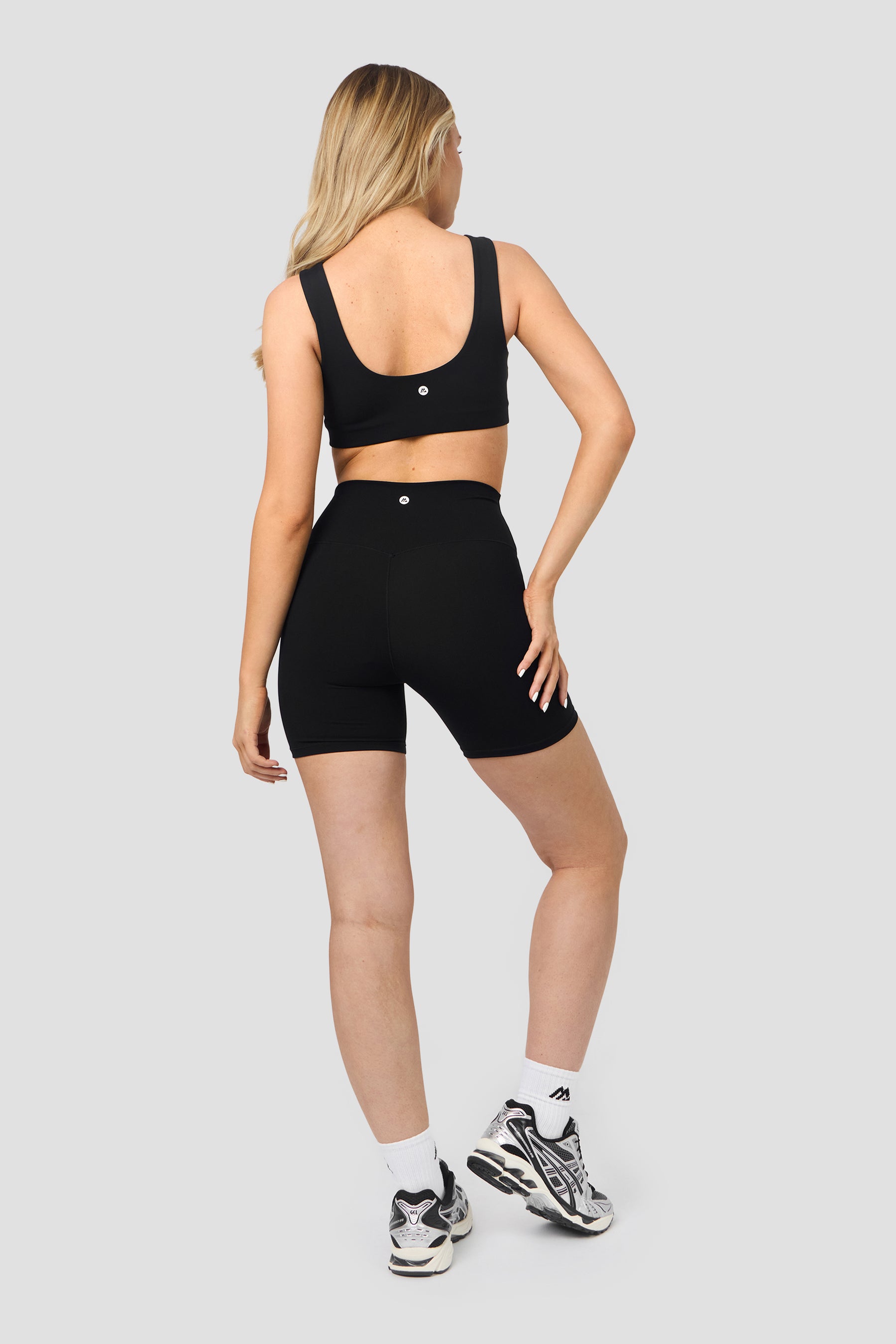 Form Booty Short - Black