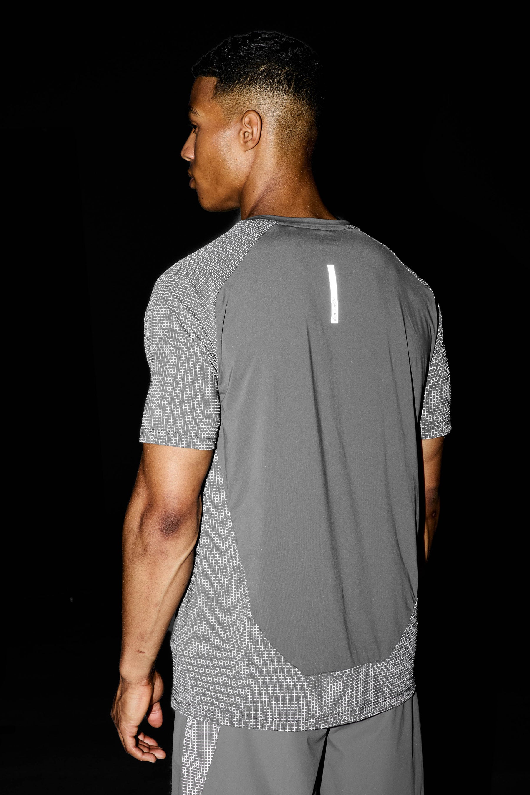 Argent Reflective T-Shirt - Cement Grey