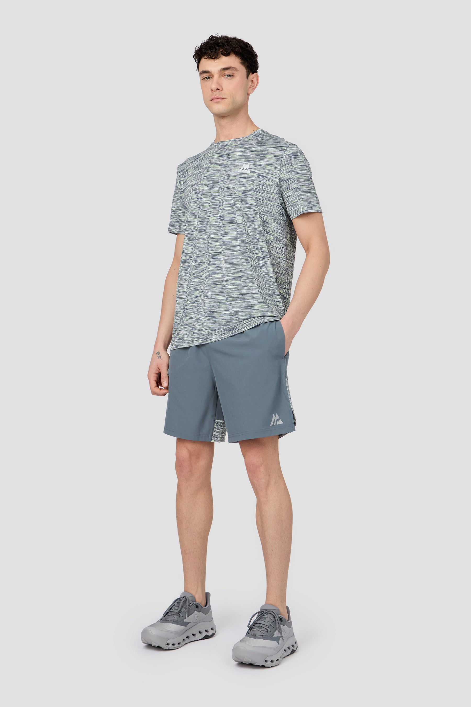 Trail Panel Short - Grey/Green/White