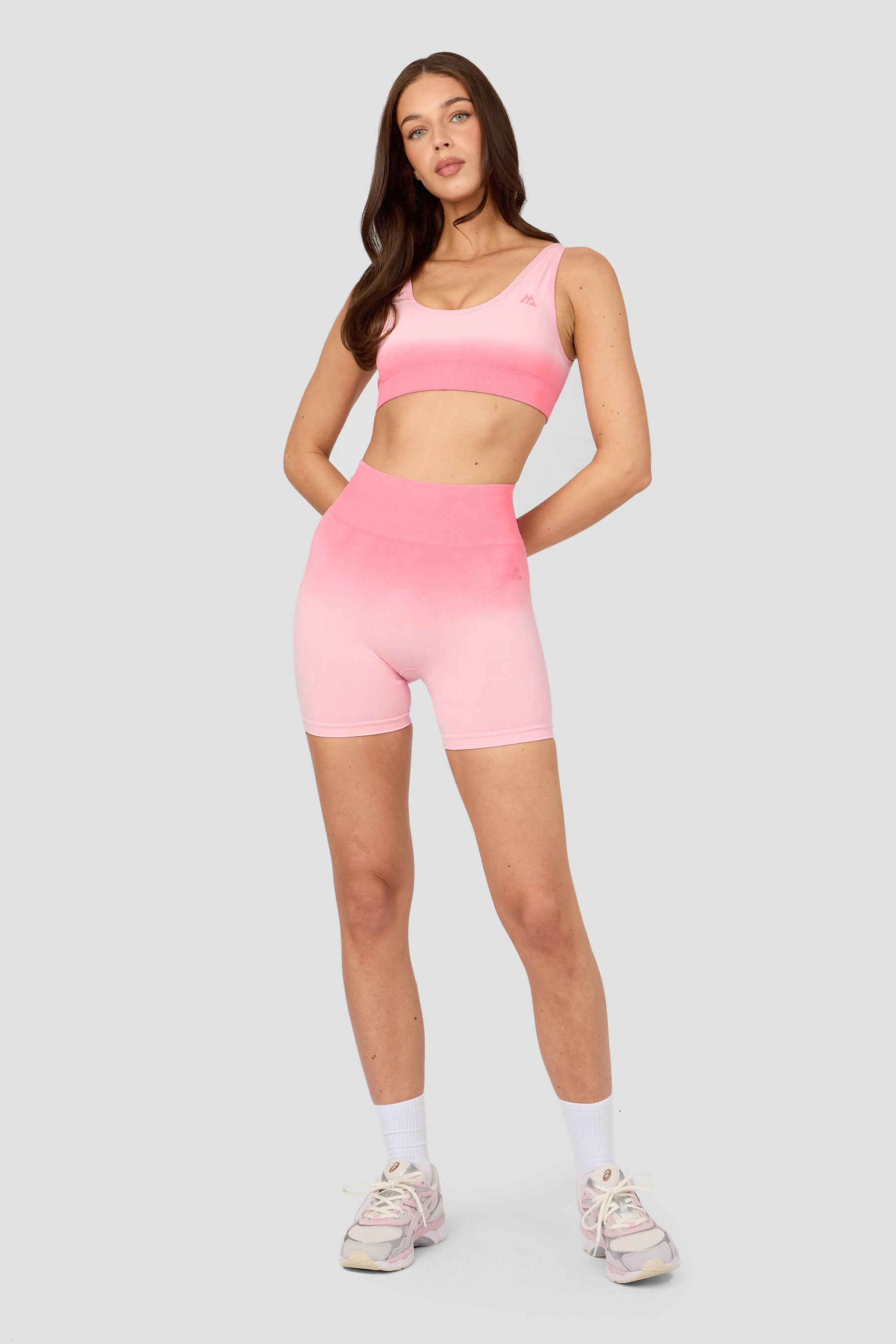 Arise Seamless Short - Light Pink/Pink Lemonade