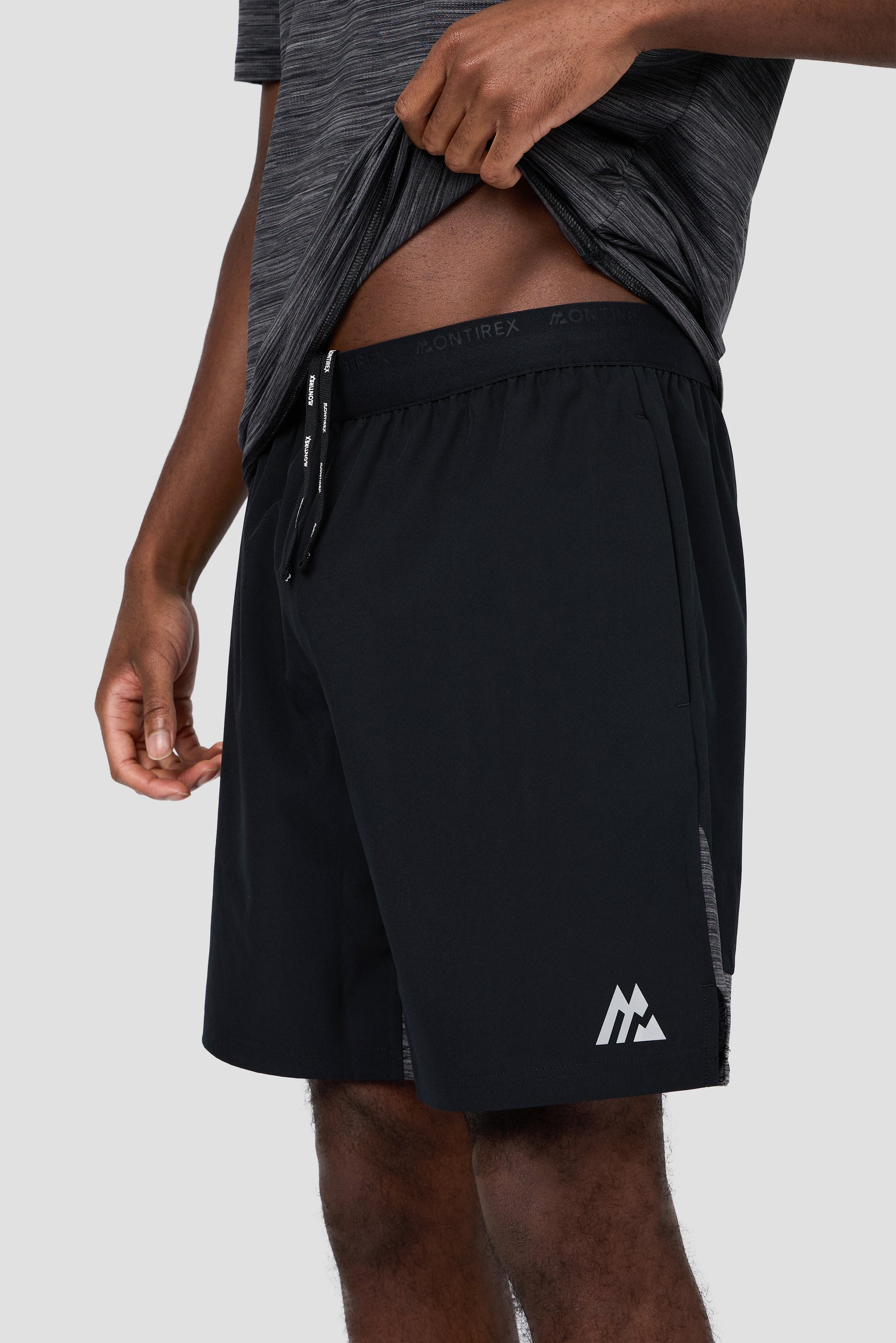 Trail Panel Short - Black/Grey