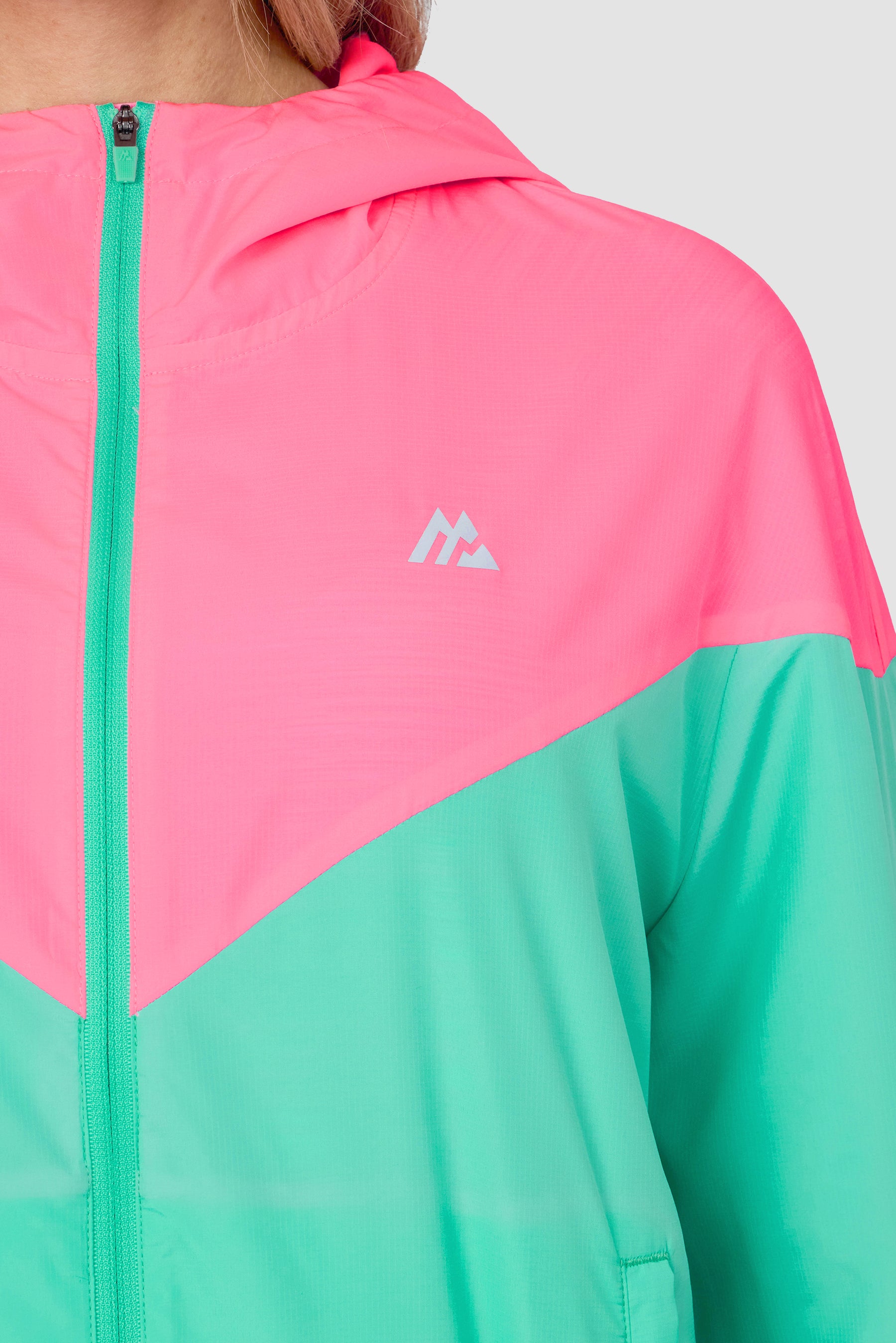 Move Windbreaker - Fuchsia/Teal Mist