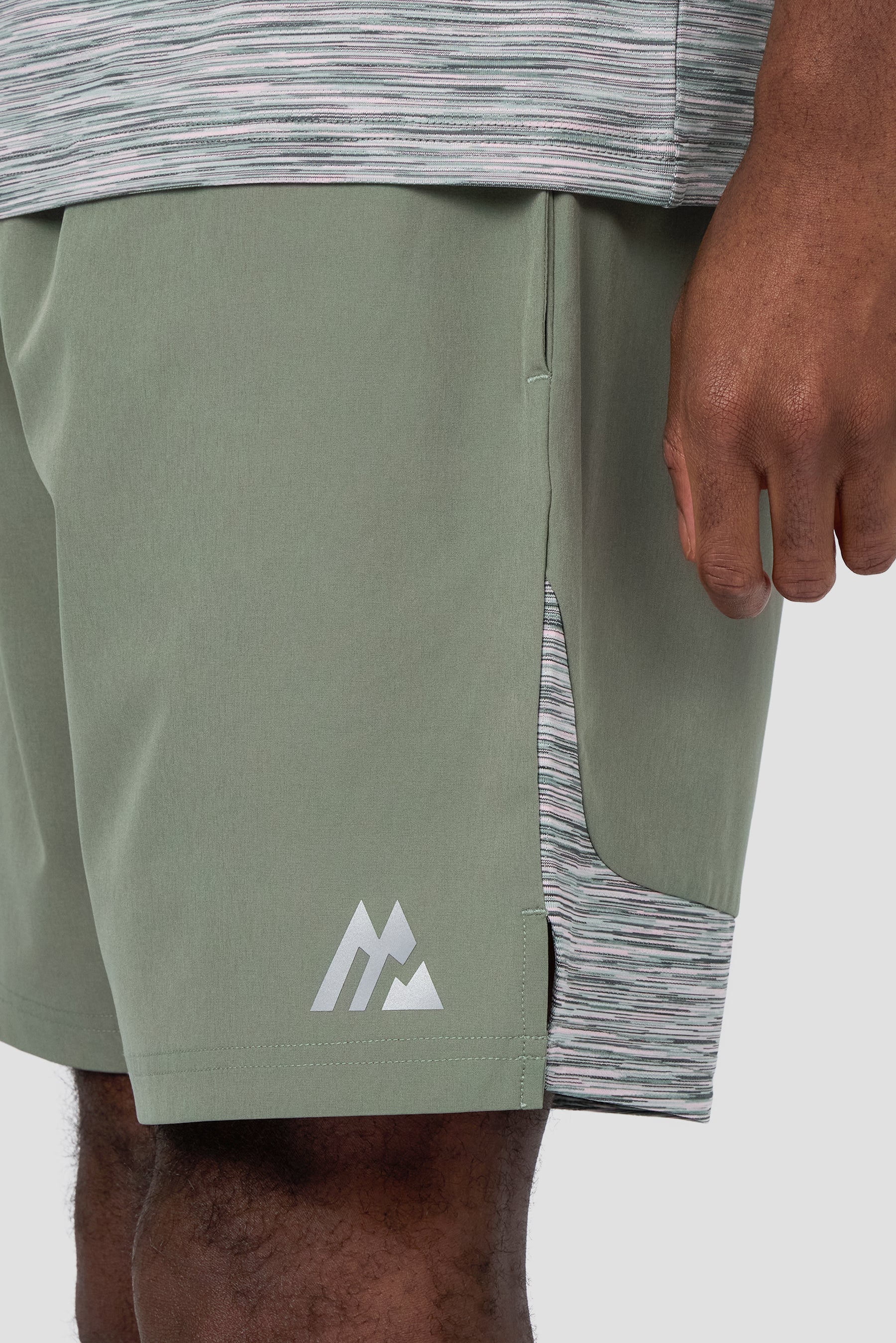 Trail Panel Short - Green Slate/Pink