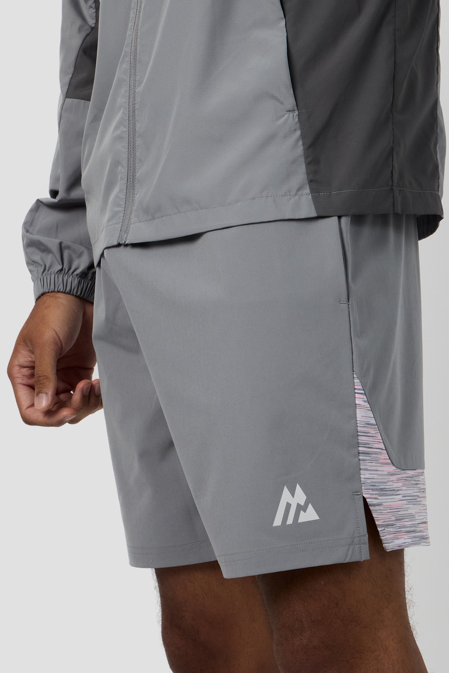 Trail Panel 2.0 Short - Grey/Pink/White