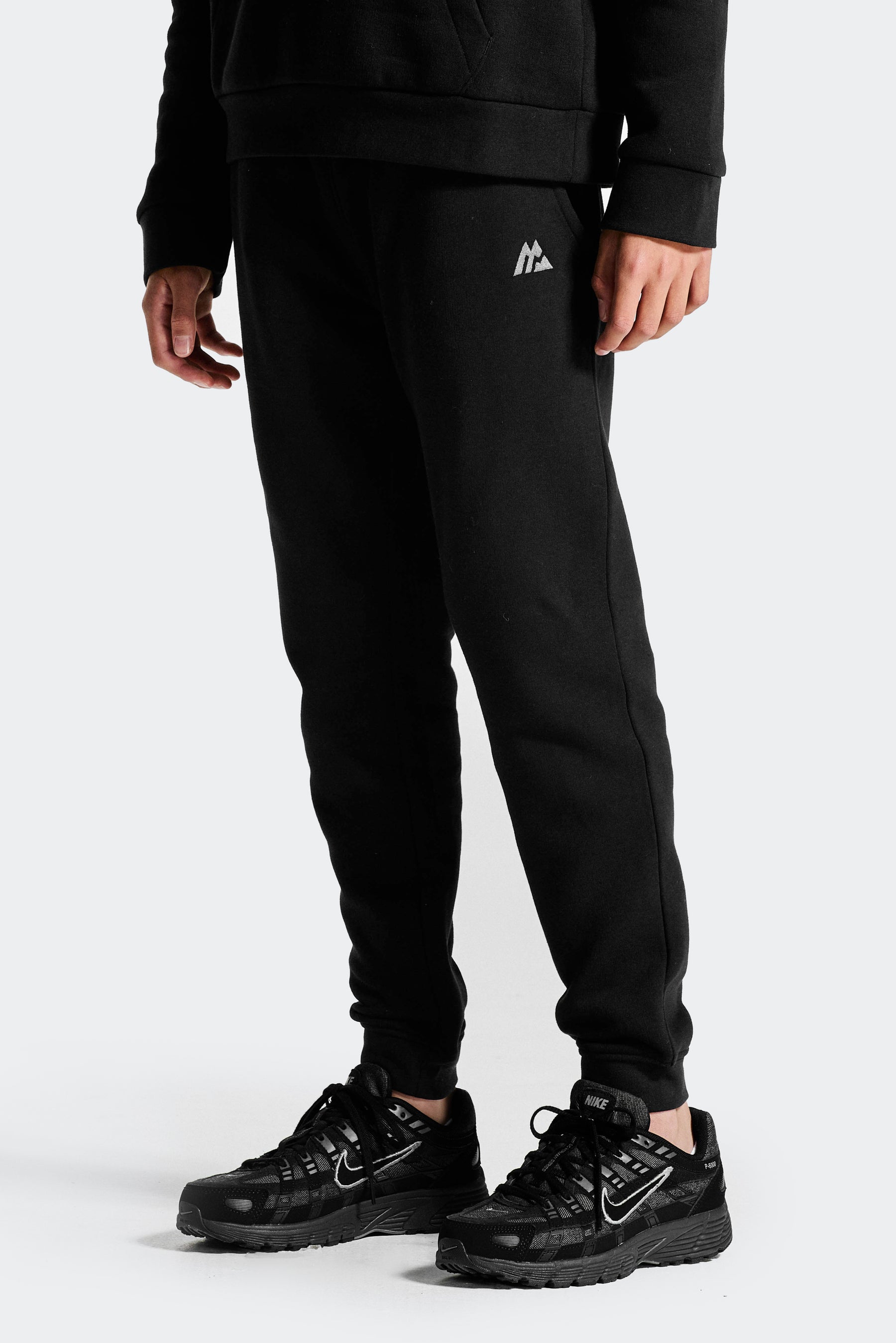 Boys Essential Jogger - Black