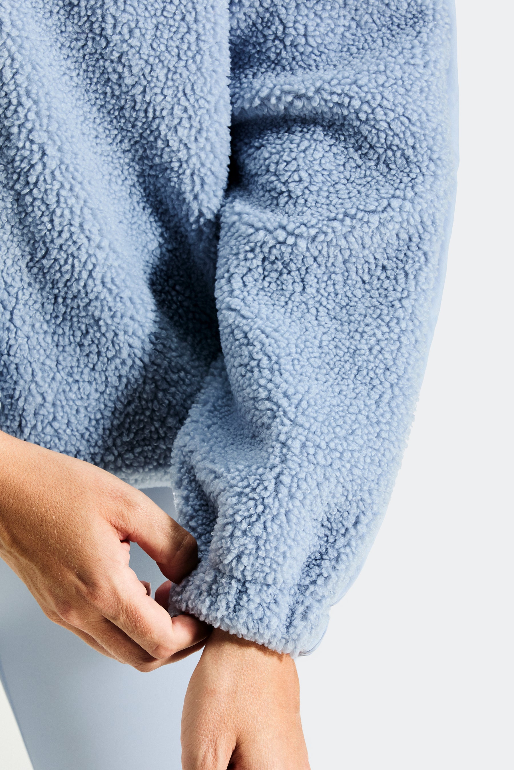 Ember Fleece - Blue Blizzard