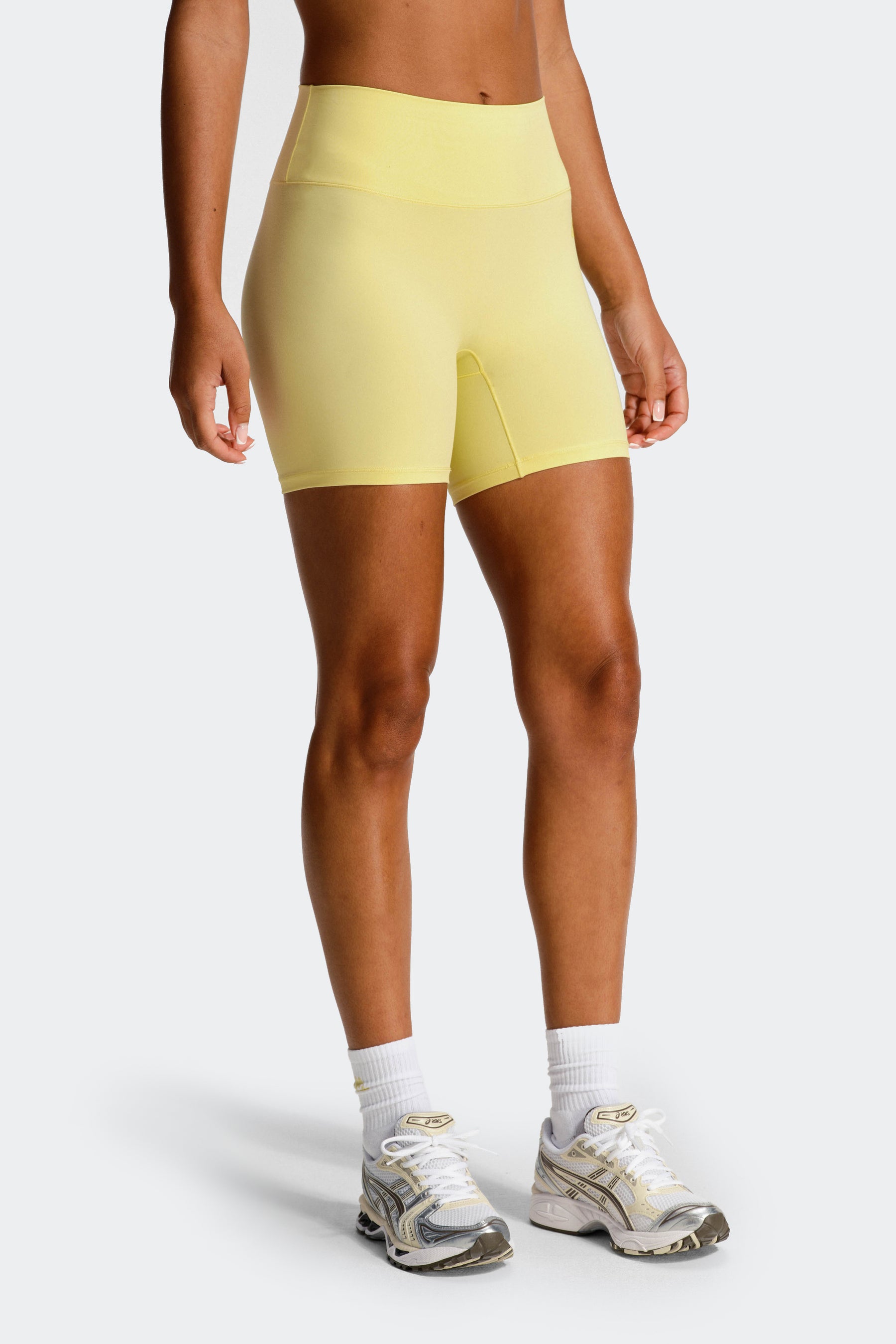 Form Booty Short - Lemon