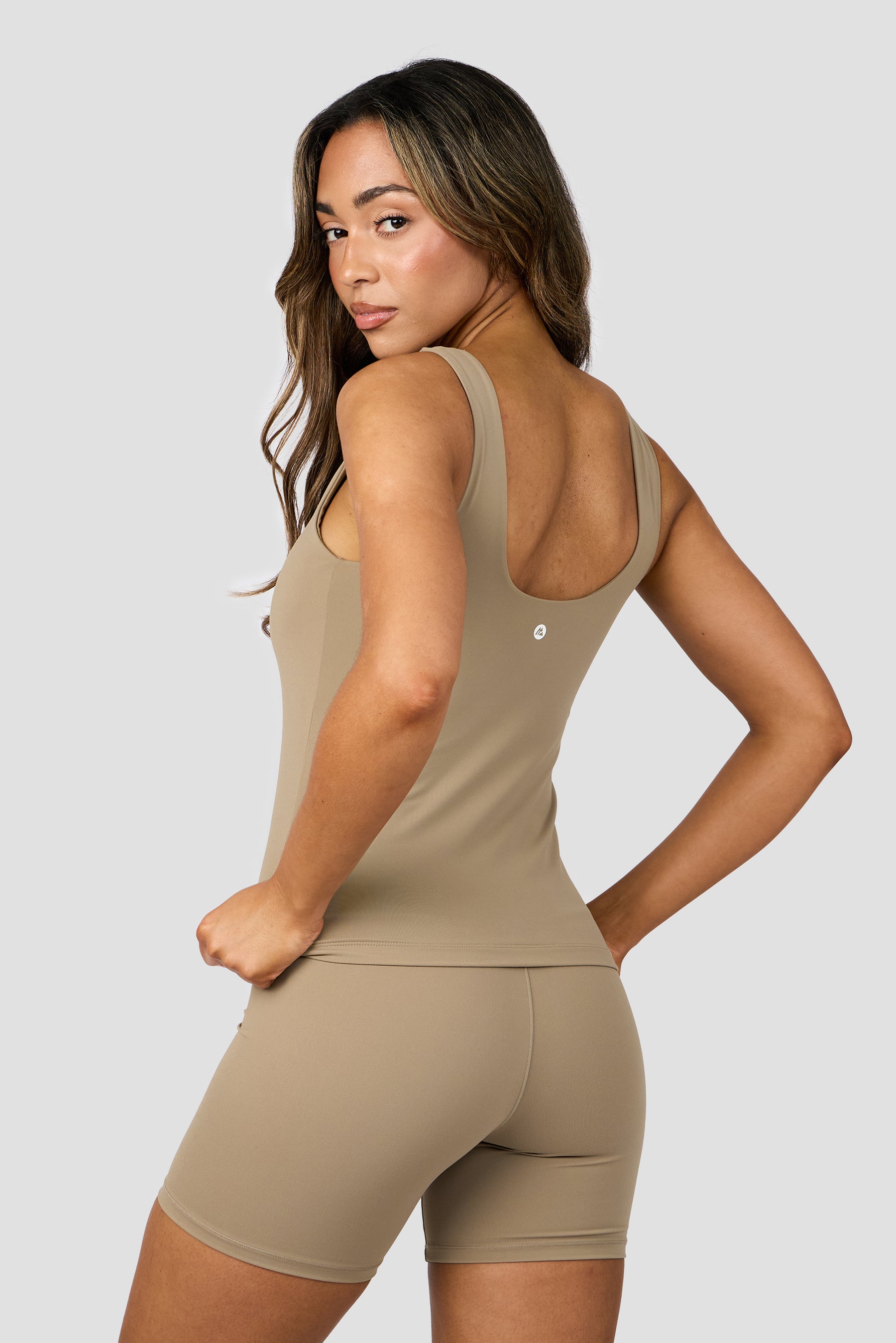 Form Tank - Praline