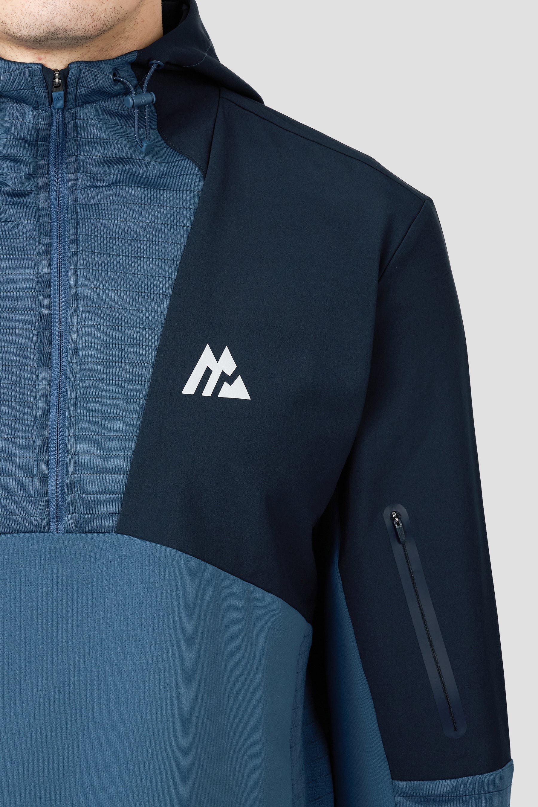 Zone Hood 1/4 Zip - Naval/Navy Void
