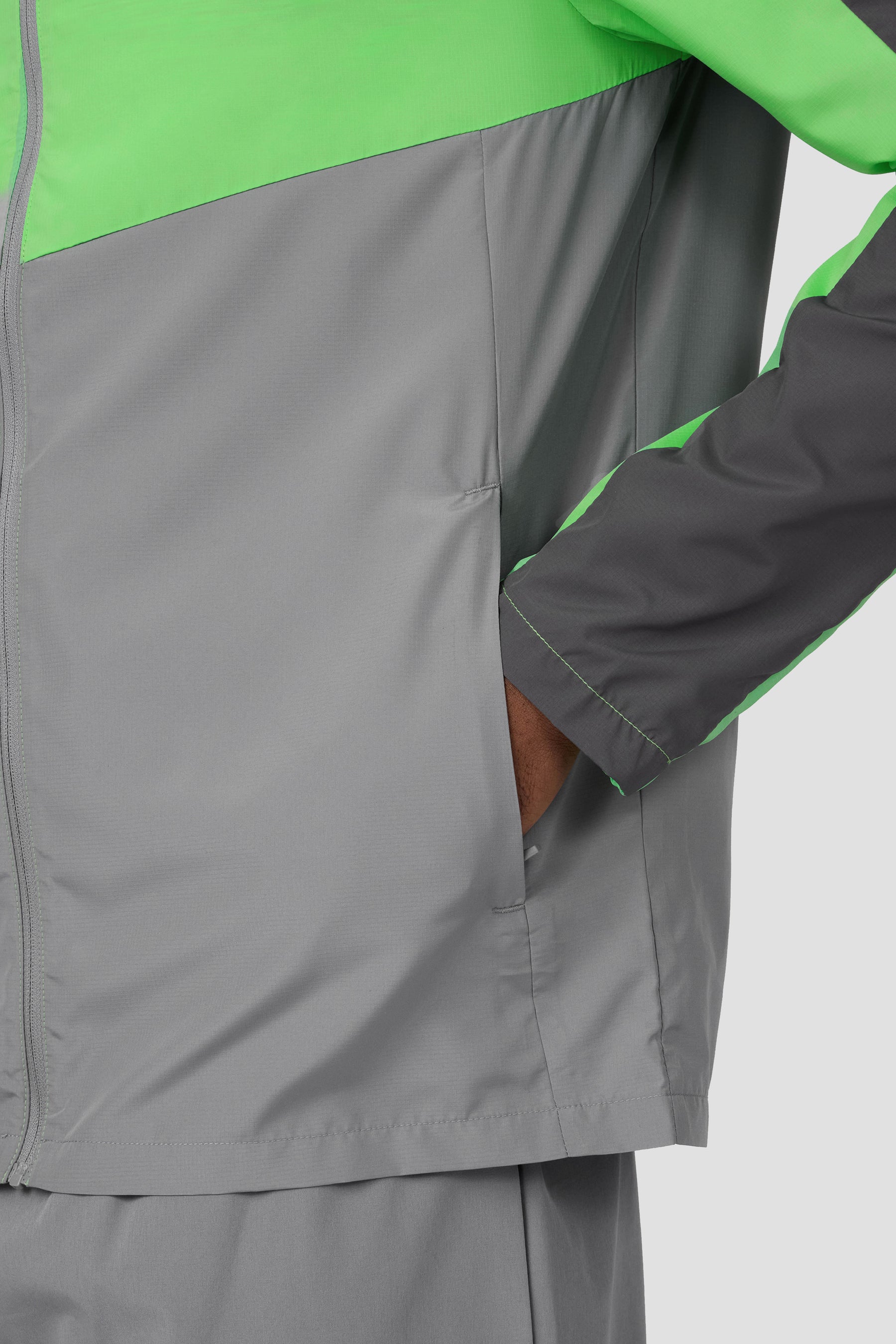 Breeze 3.0 Windbreaker - Cement Grey/Chameleon/Platinum Grey