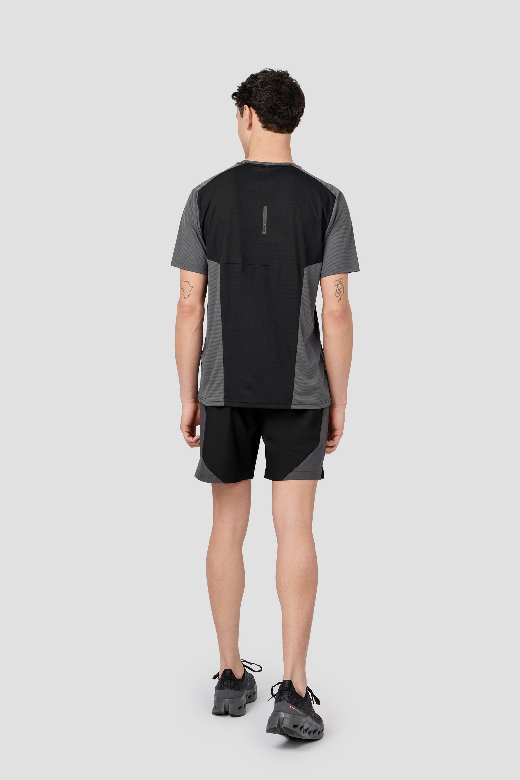 Torrent 2.0 Short - Black/Asphalt