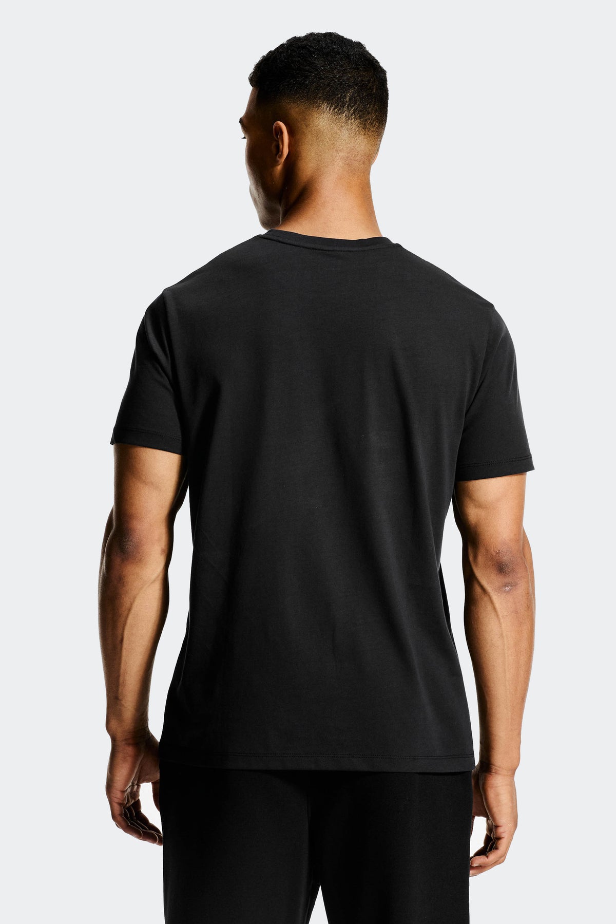 Essential T-Shirt - Black