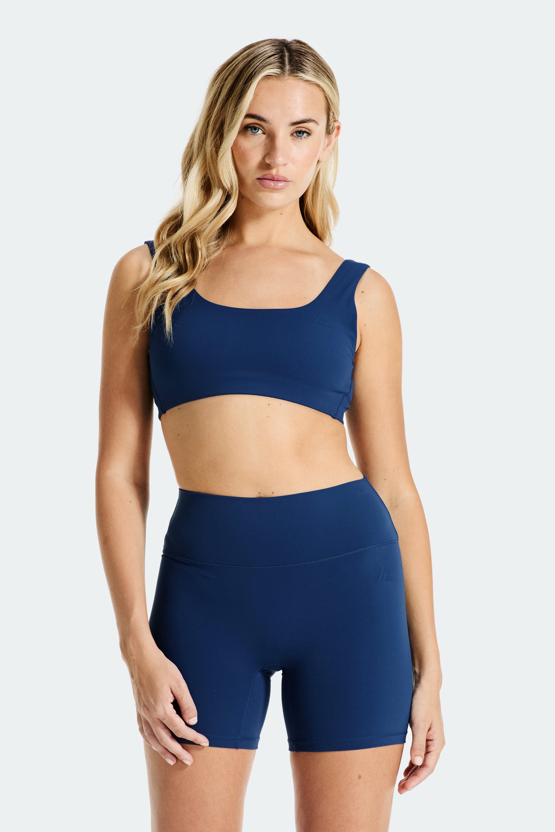 Form Sports Bra - Agency