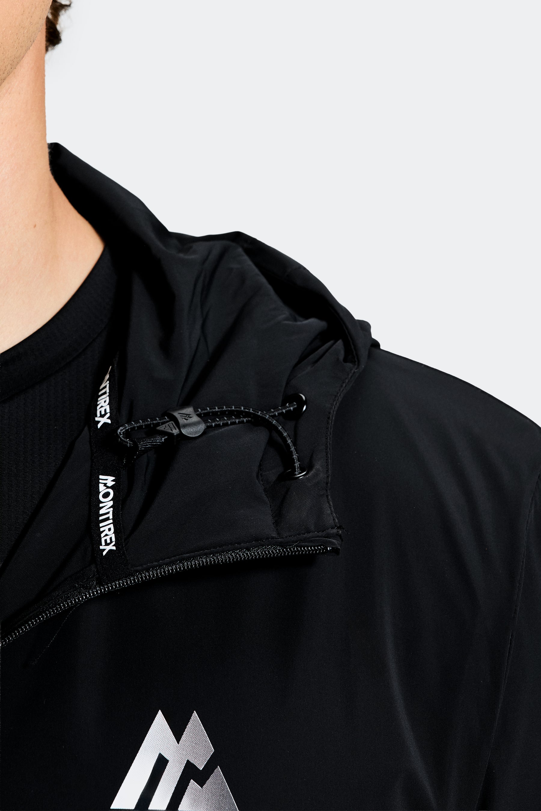 MTX Run Vertex Windbreaker - Black