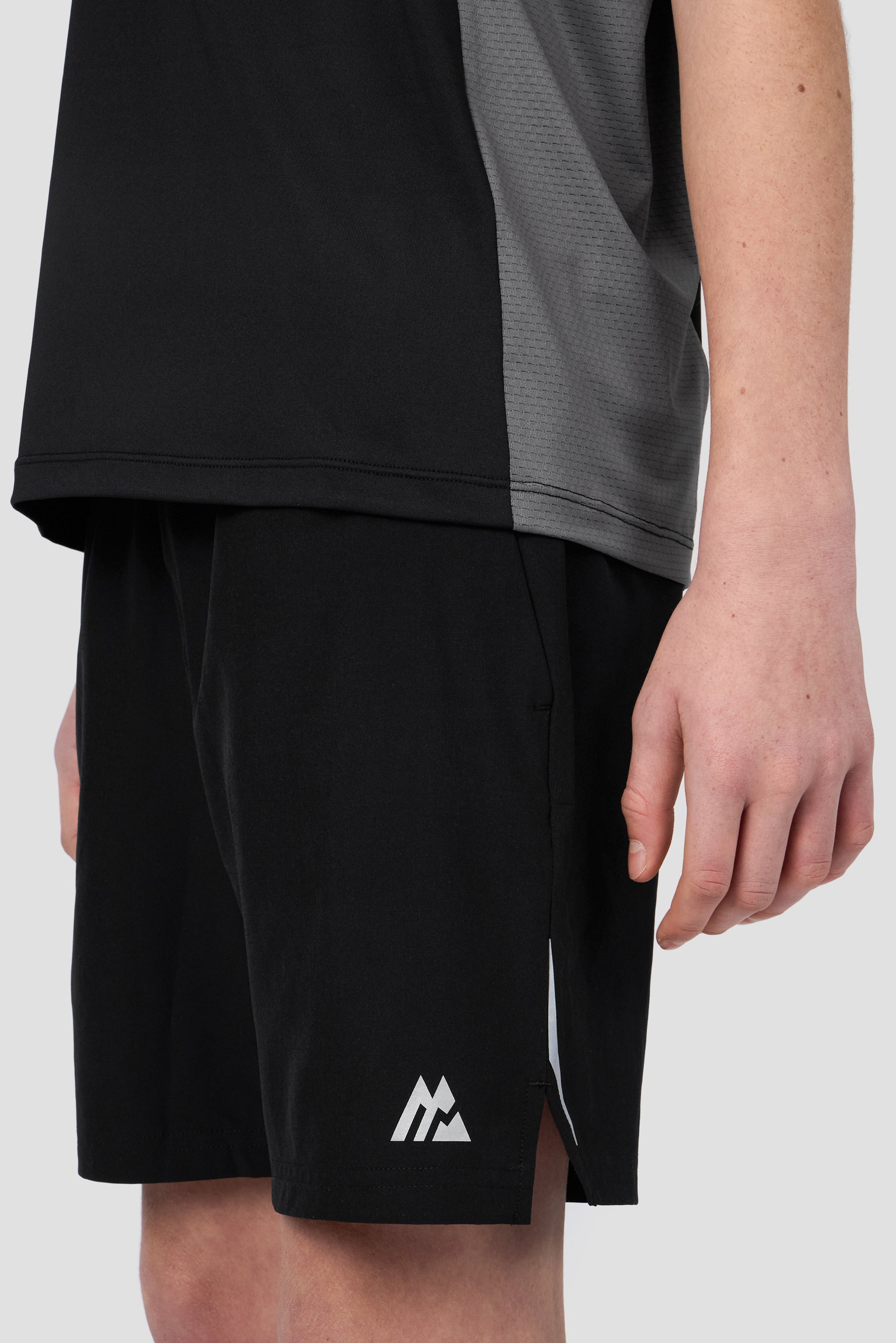 Boys Scope Short - Black/Cement Grey