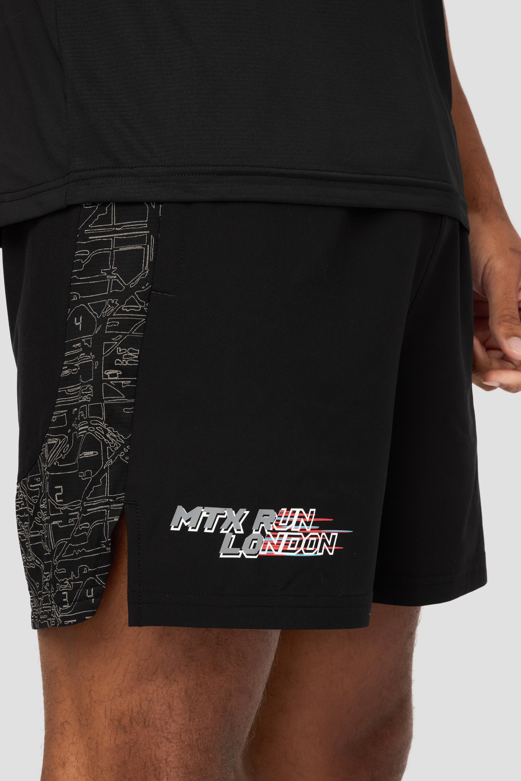 MTX Run City London Short - Black