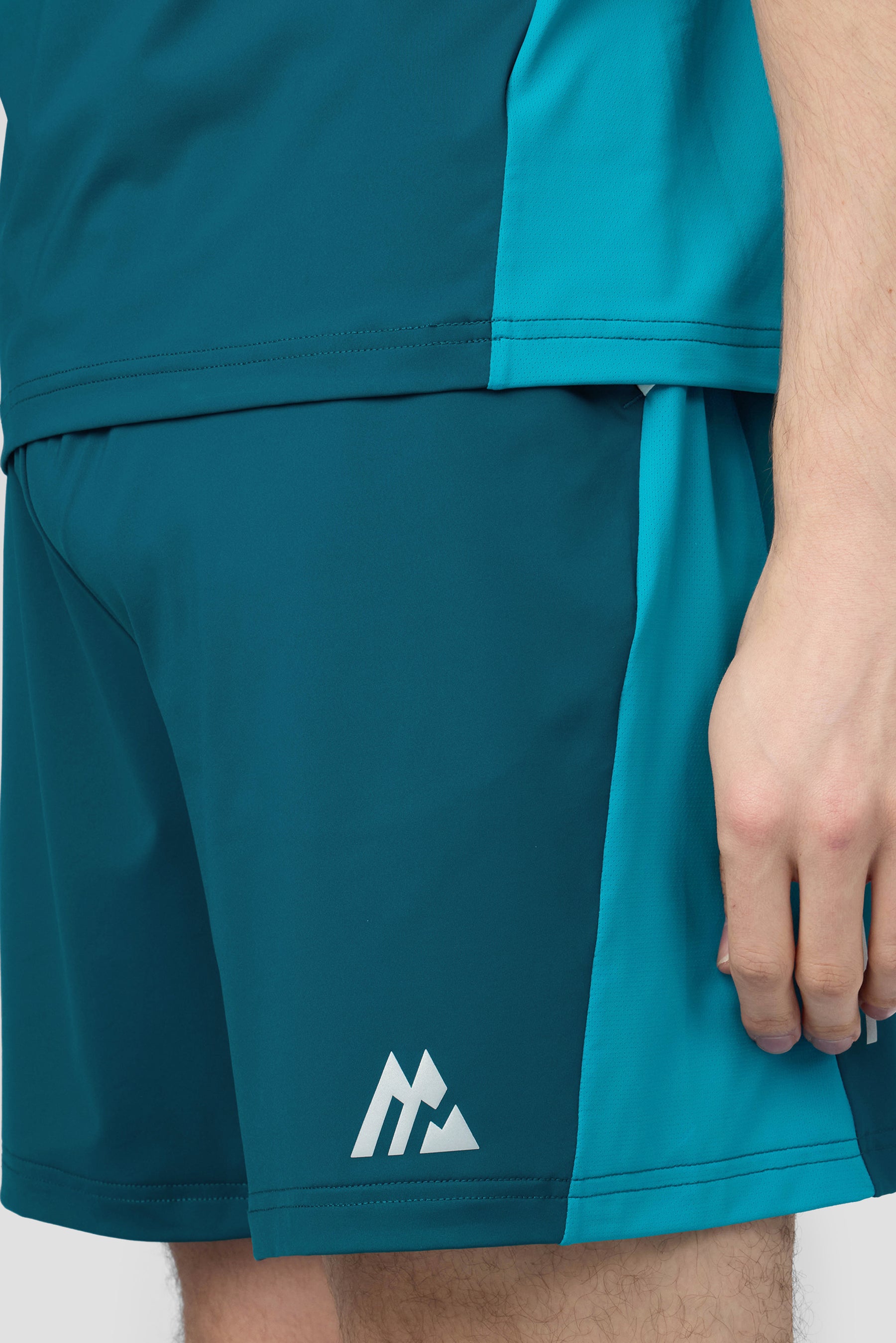 Strive Short - Deep Teal/Aisen/Water Spring