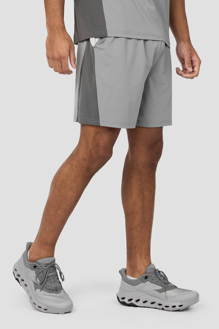Strive Short - Platinum Grey/Cement Grey/Light Smoke Grey