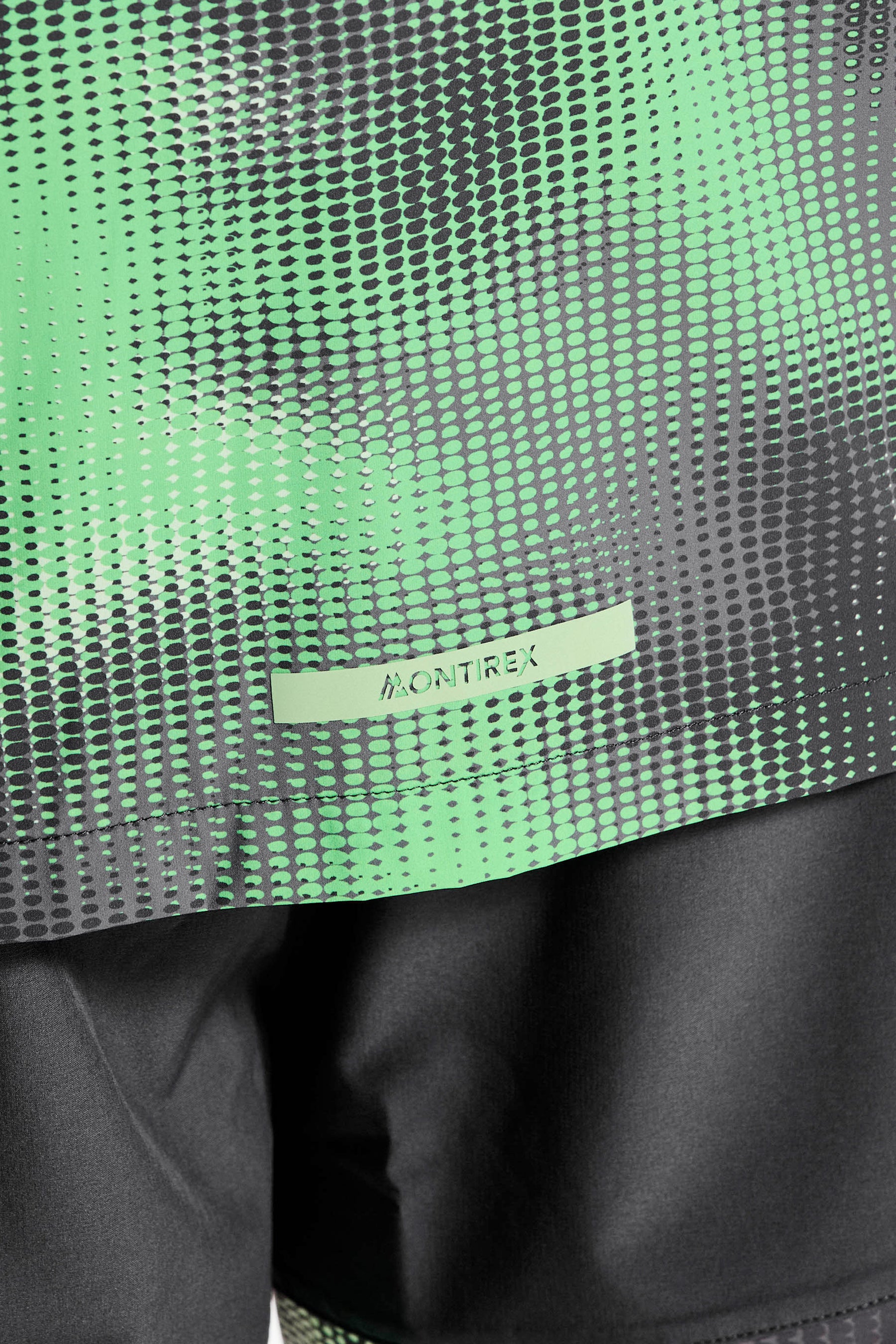 MTX Run Disperse Windbreaker - Asphalt