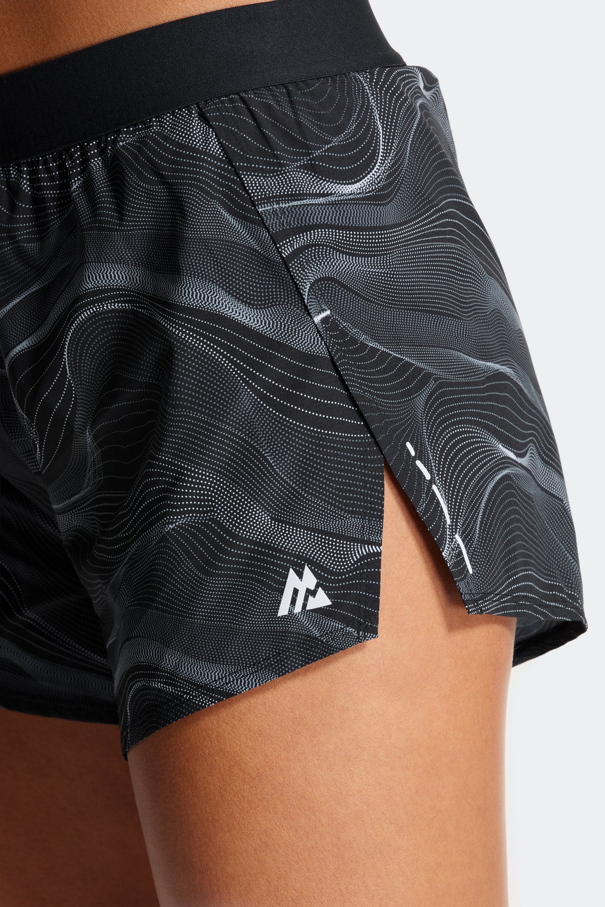 Bora Short - Black/Dove Grey/Slate Grey/Steel