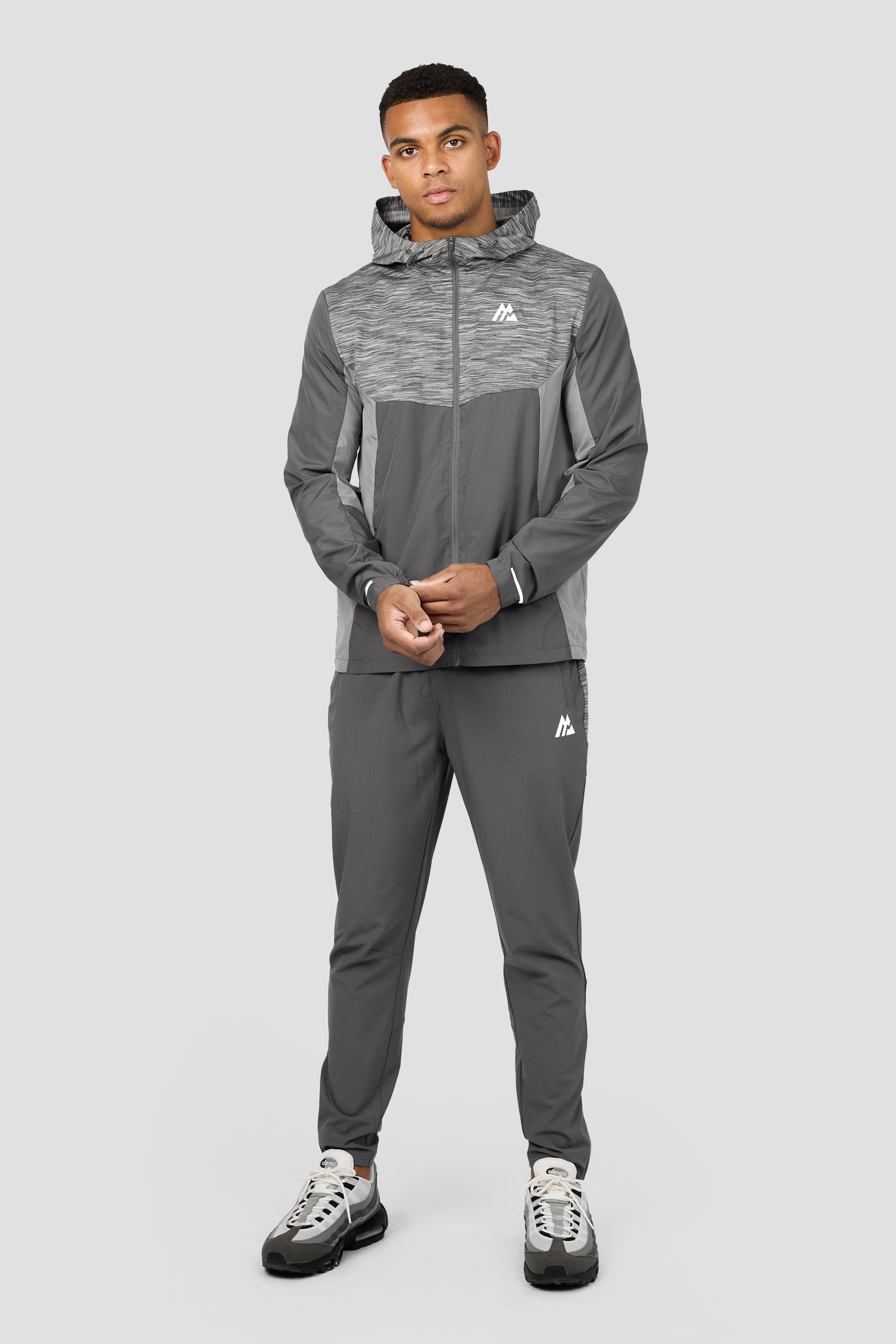 Trail Windbreaker - Grey Multi