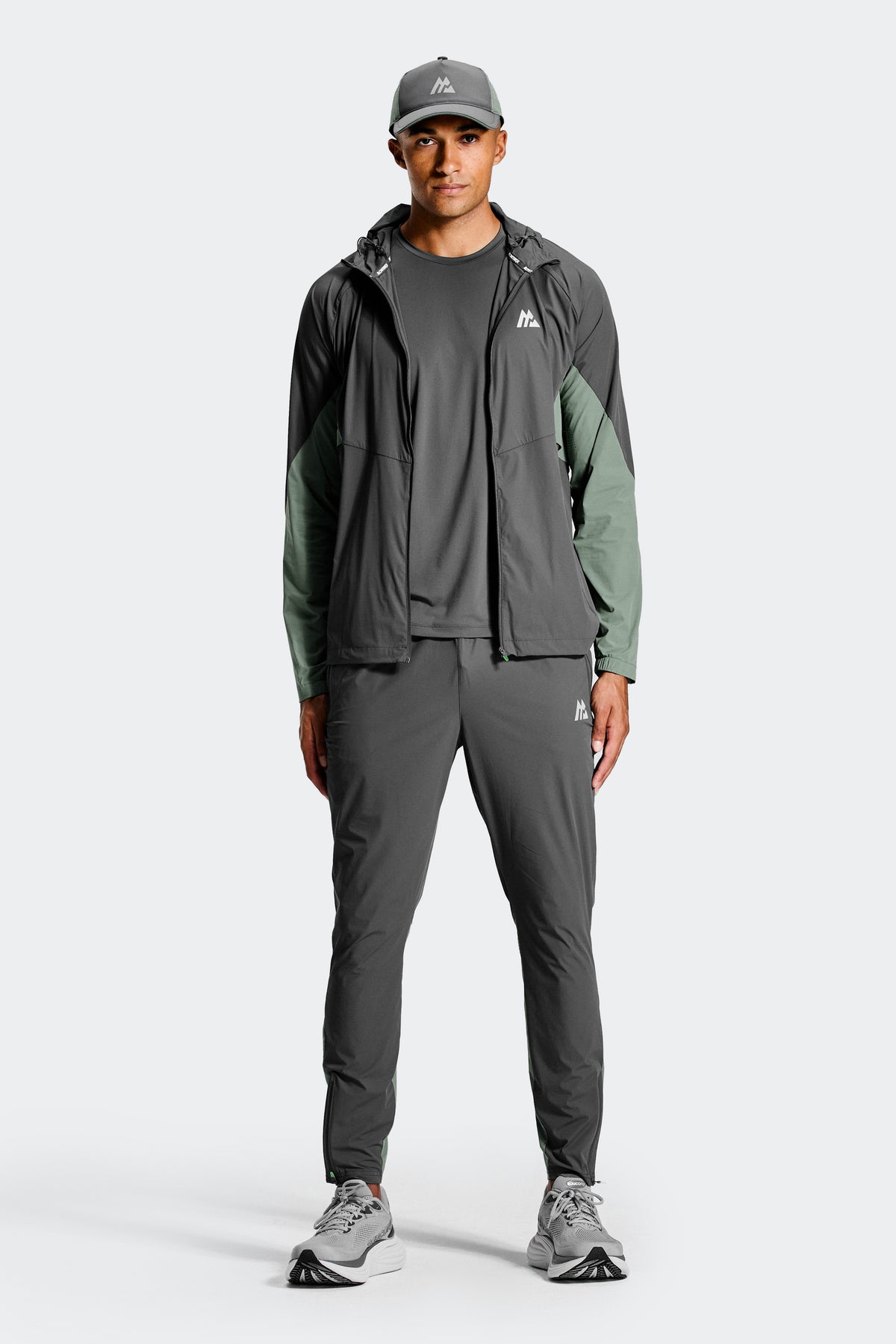 Endurance Jacket - Asphalt/Green Slate/Chameleon