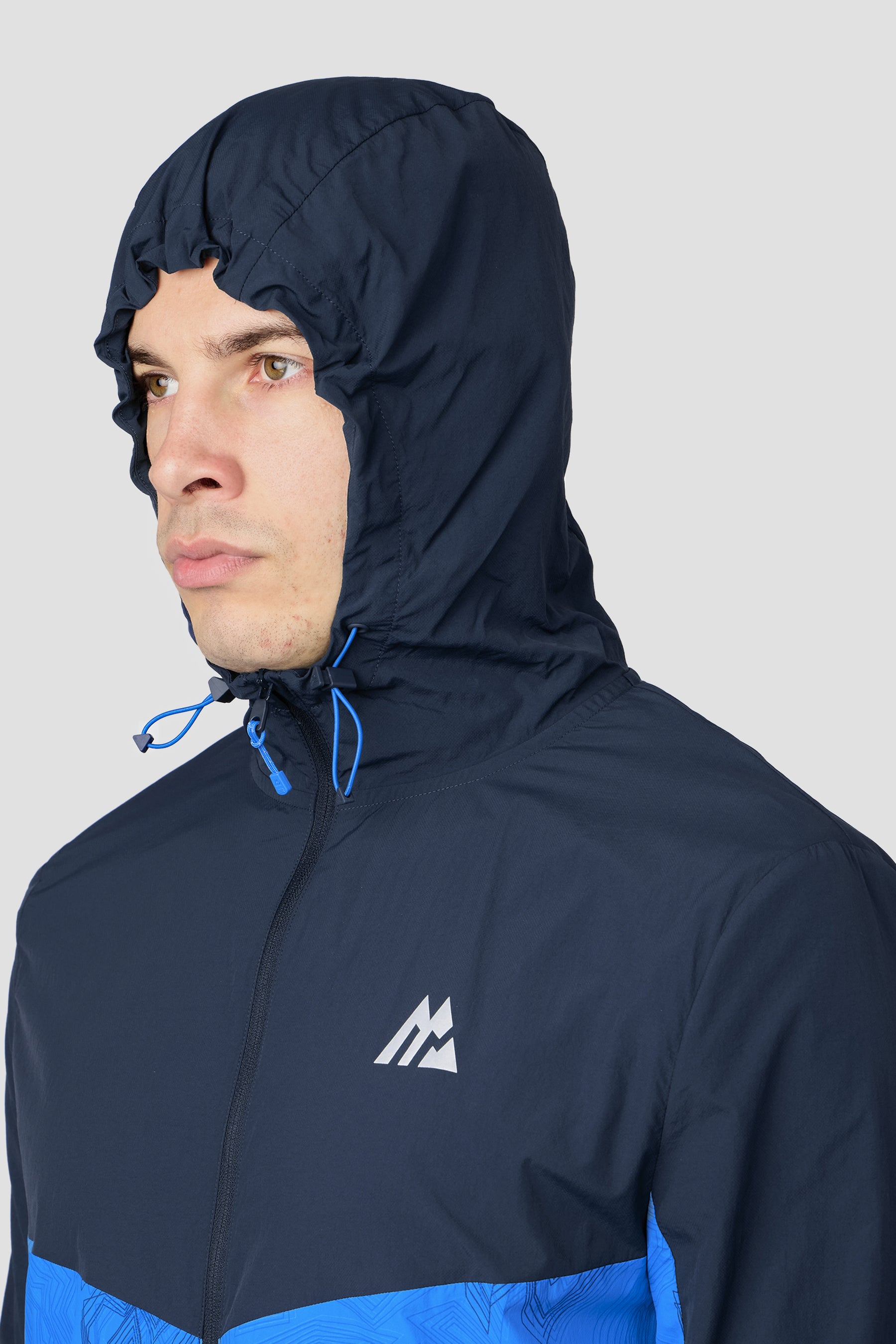 Geo M Print Windbreaker - Midnight Blue/Celestial Blue