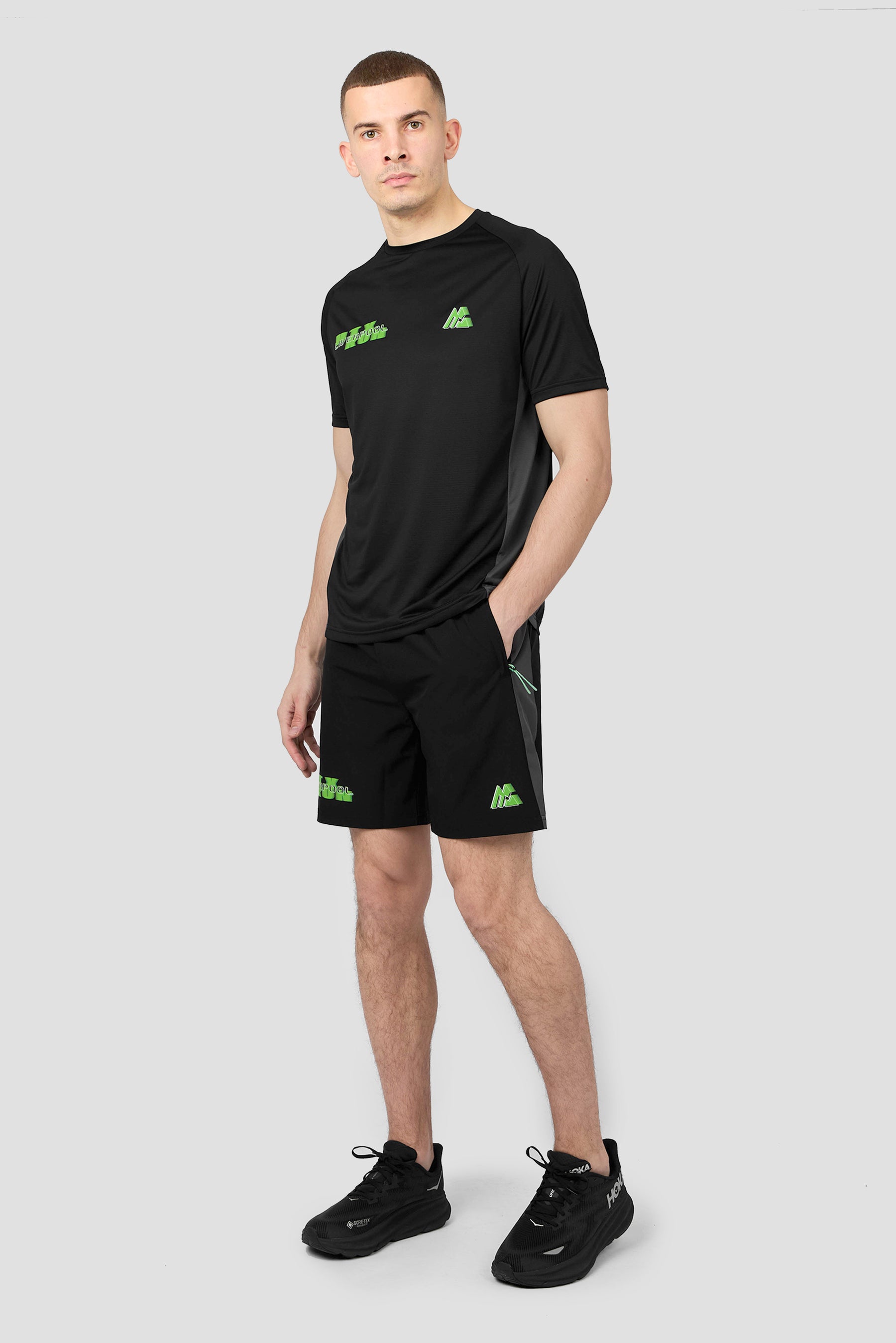 Mtx Run City Liverpool Short - Black Beauty/Asphalt