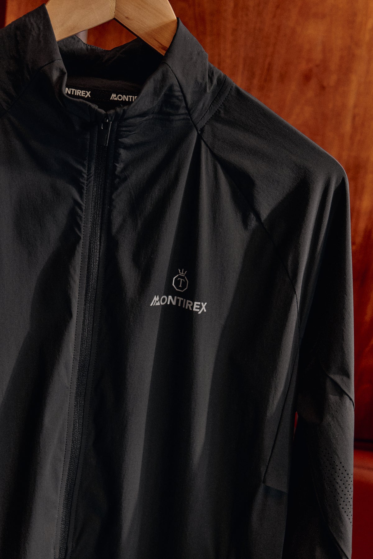 Topuria Training Jacket - Black