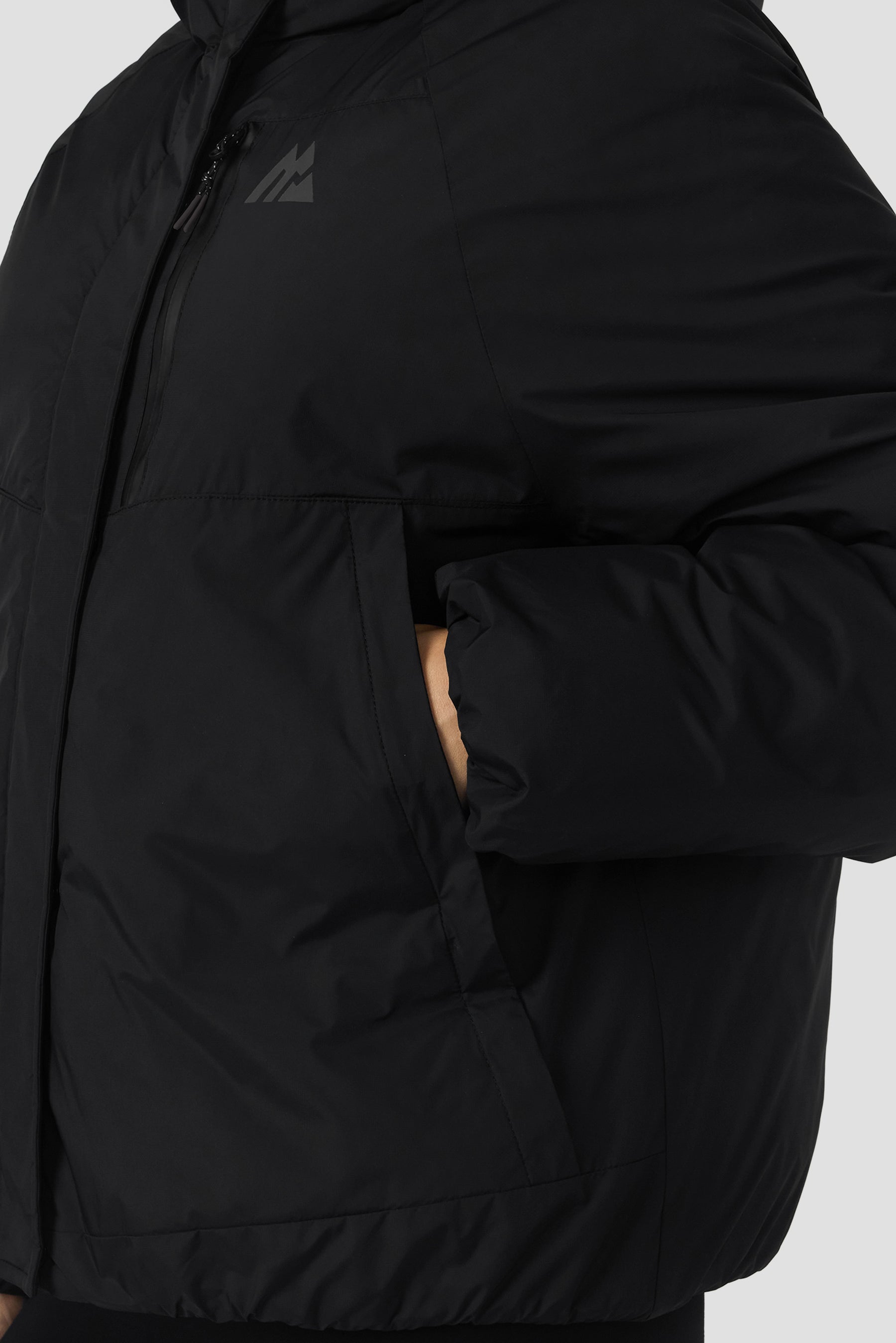 Powder Jacket - Black