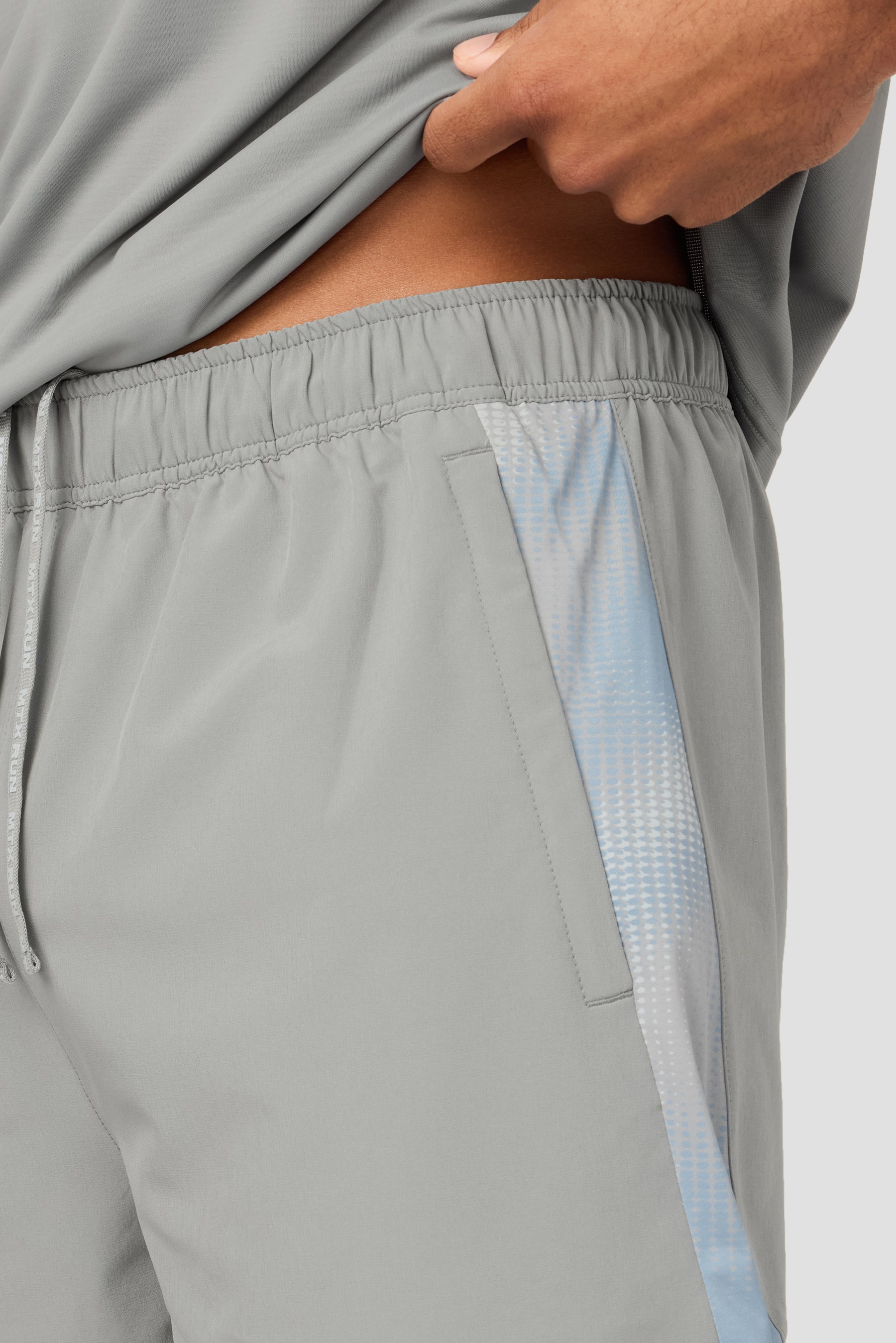MTX Run Disperse Short - Platinum Grey