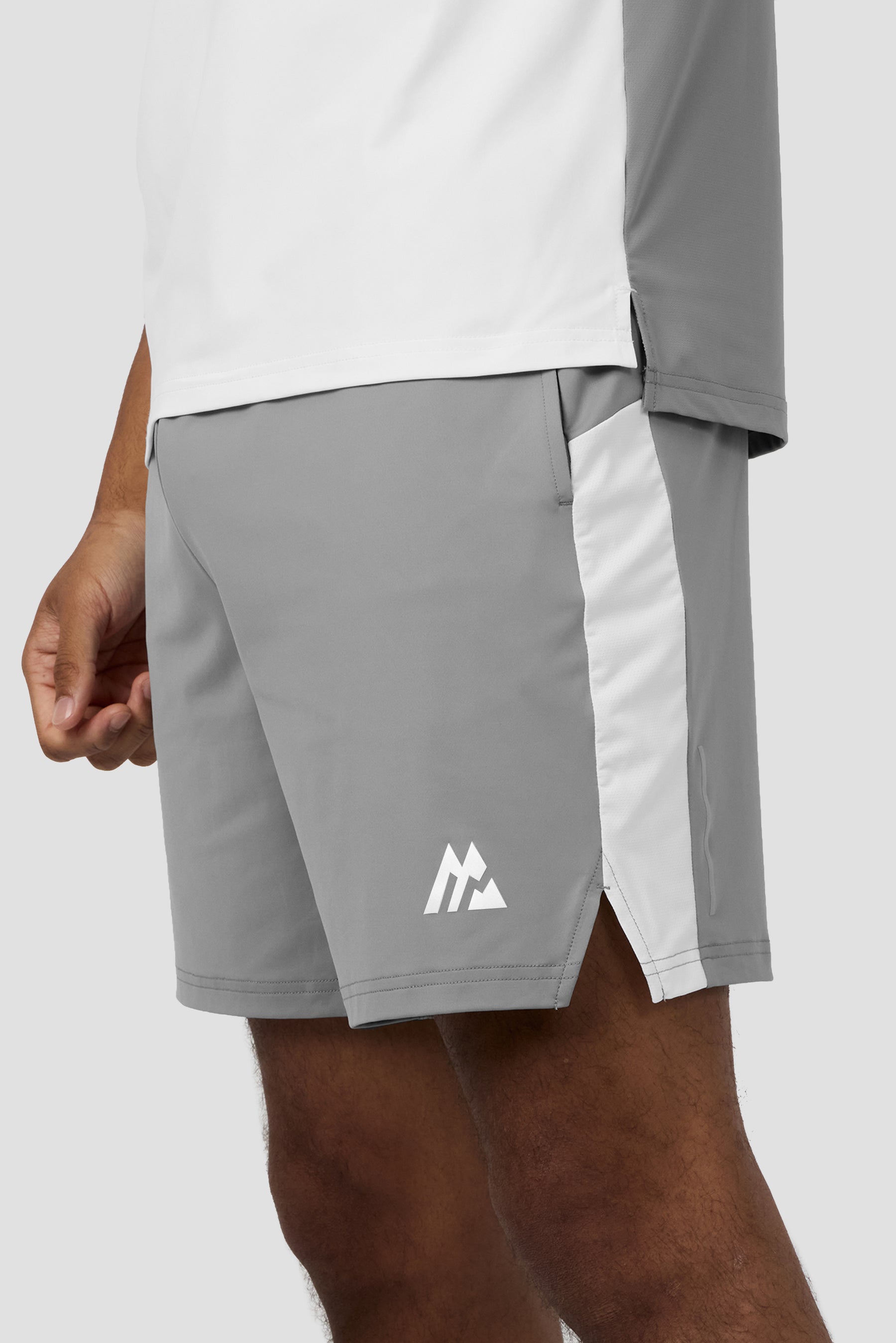 Strike Short - Platinum Grey/White