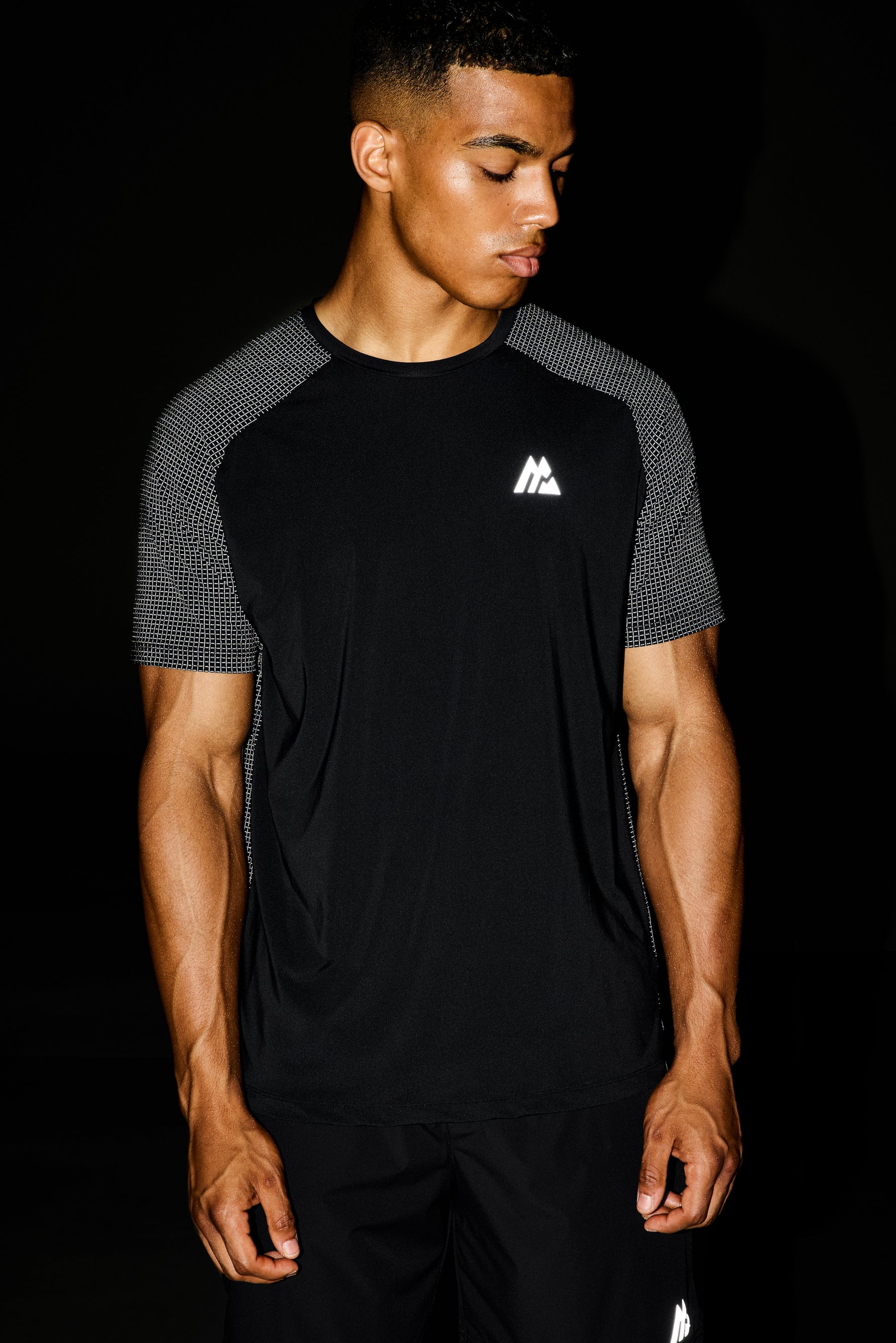 Argent Reflective T-Shirt - Black