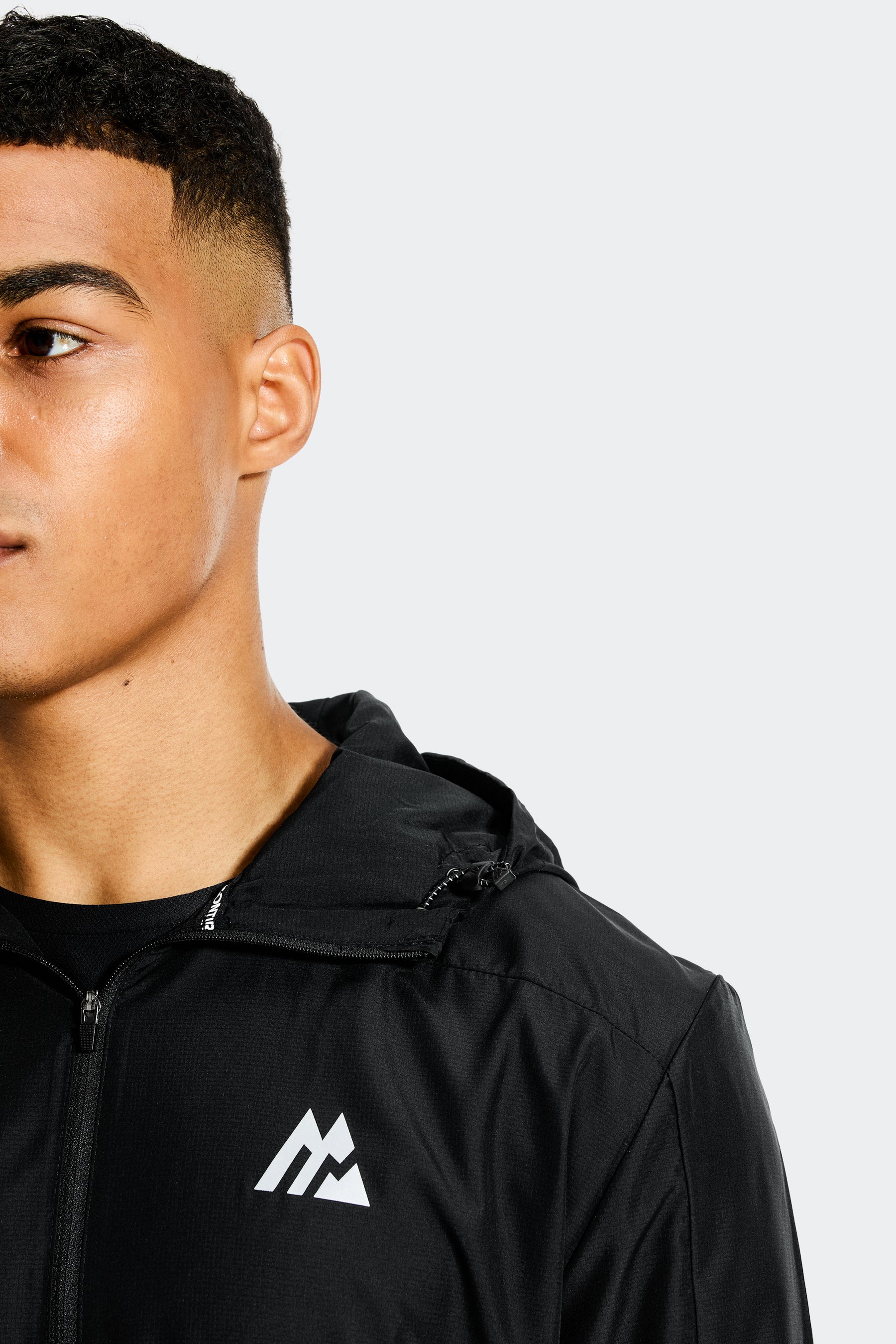 Breeze 3.0 Windbreaker - Black