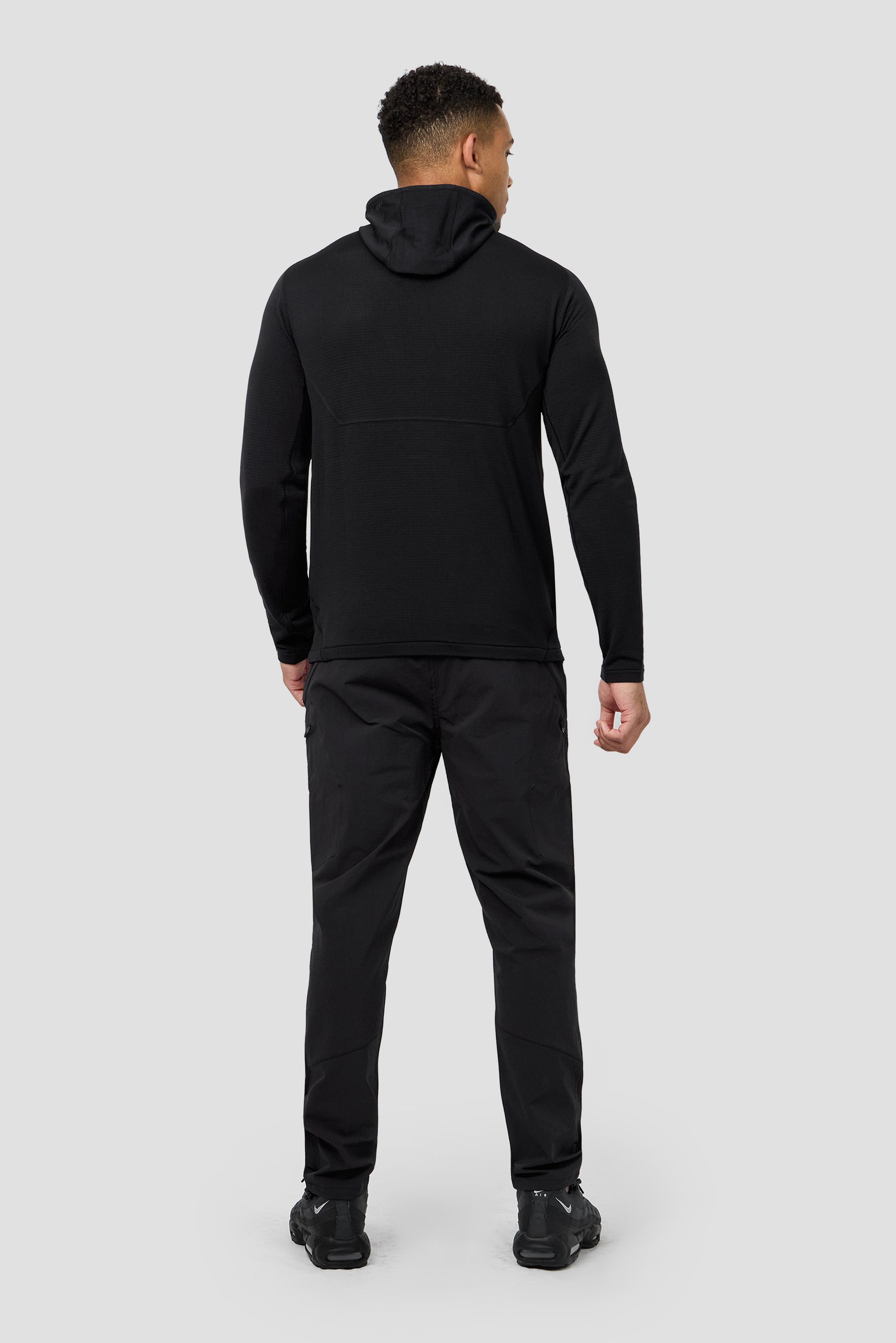 Pinnacle Hood - Black