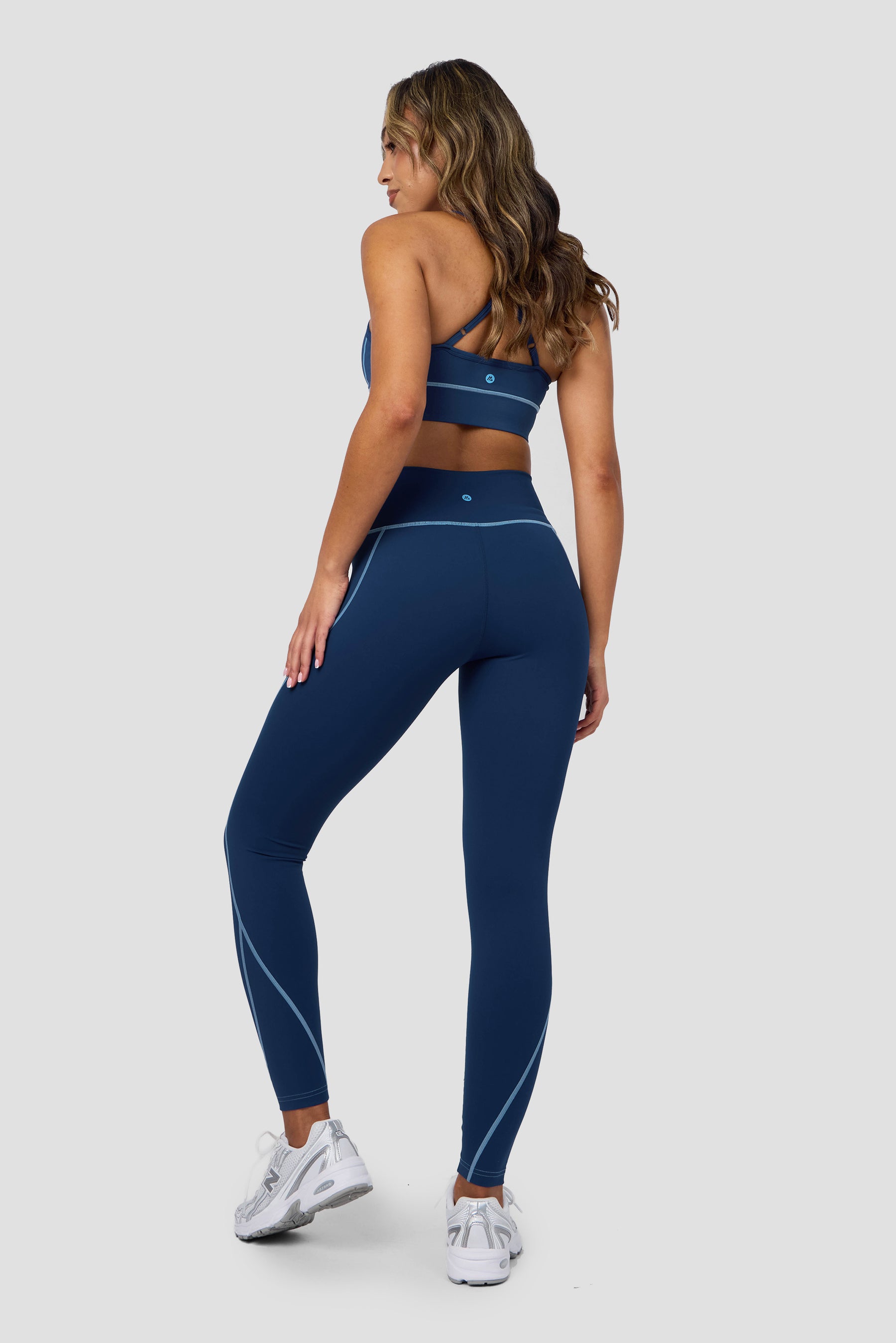 Accolade Sports Bra - Agency/Powder Blue