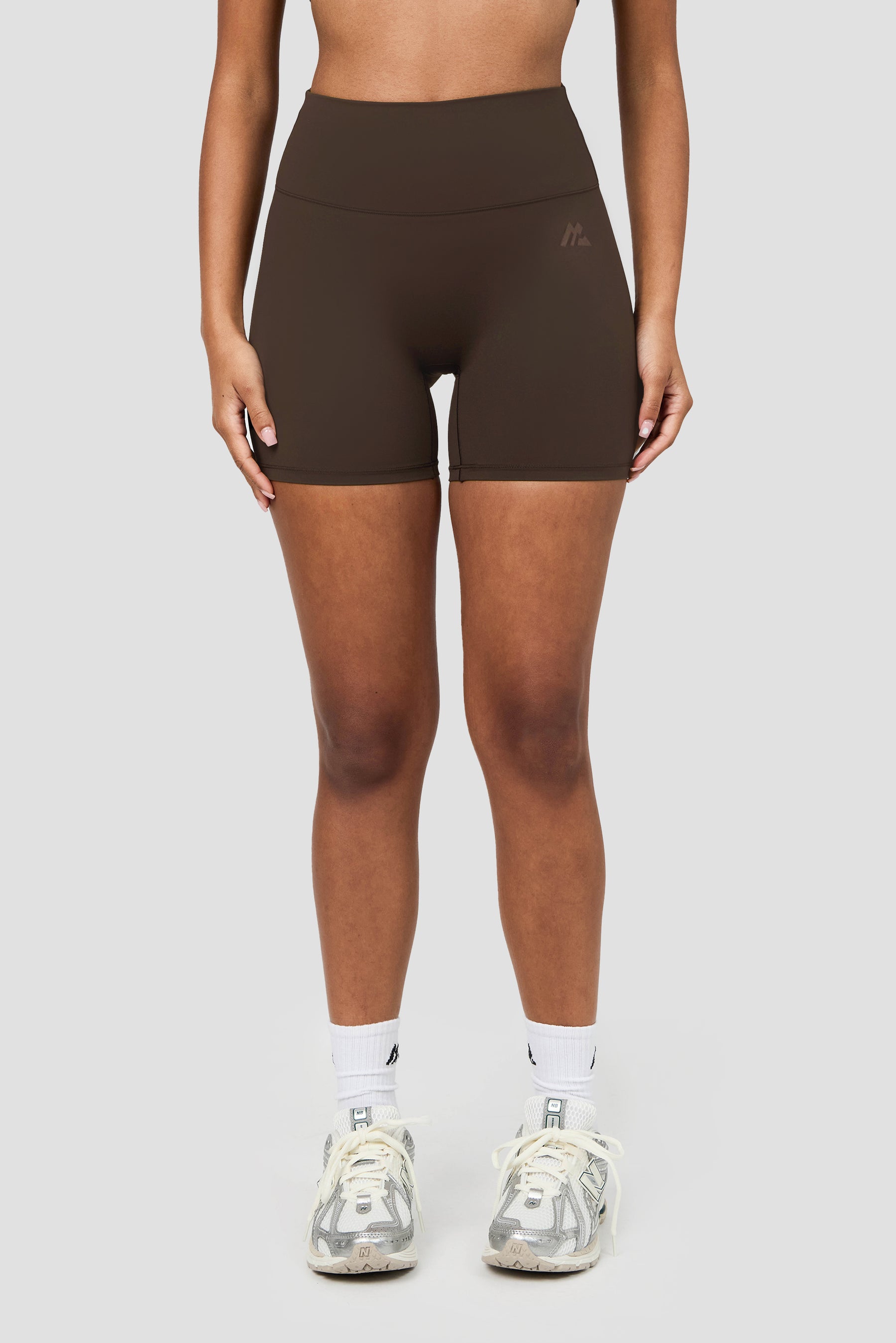 Form Booty Short - Cocoa 