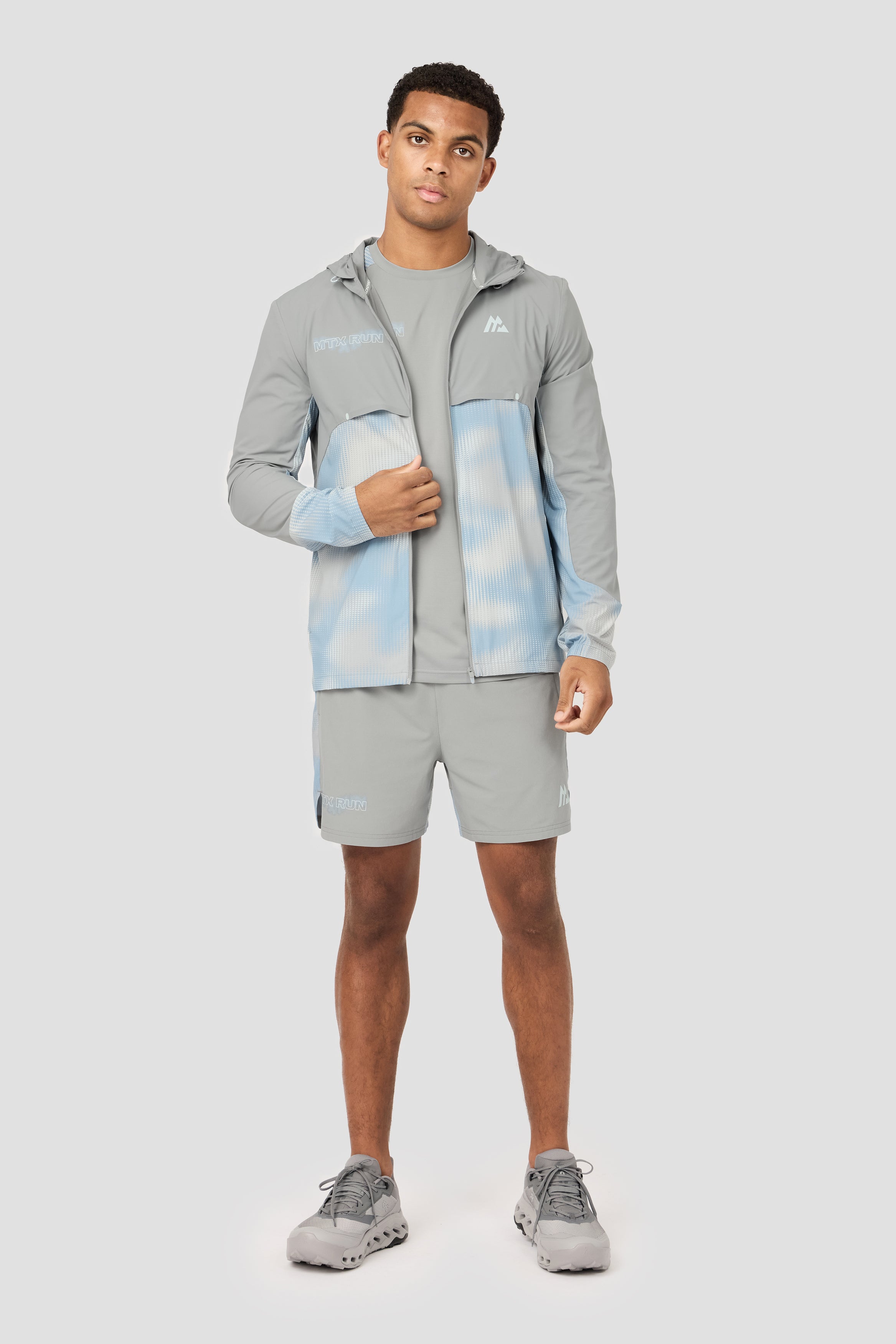 MTX Run Disperse Windbreaker - Platinum Grey | Montirex Sportswear
